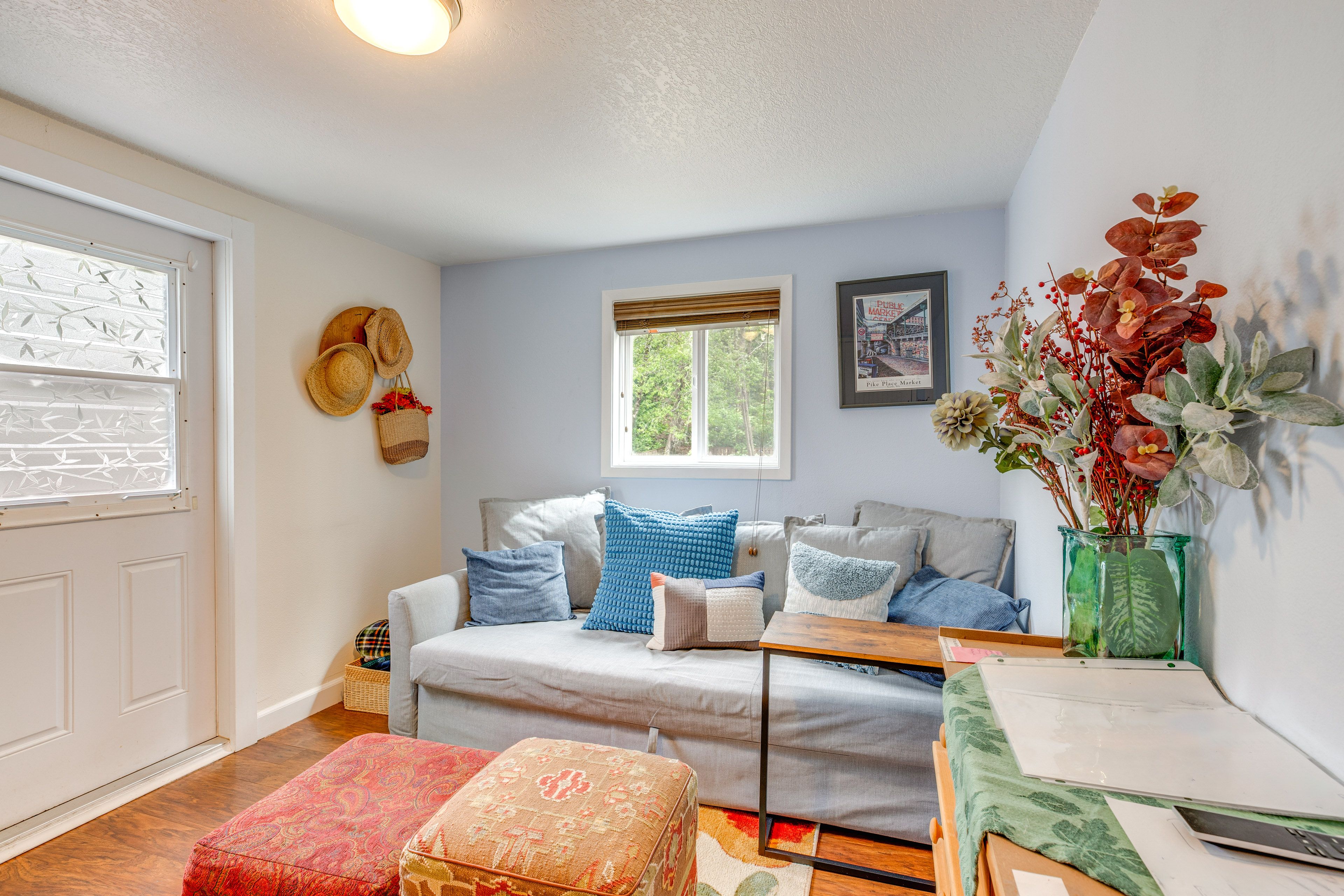 Bedroom 2 | Queen Sleeper Sofa | Smart TV