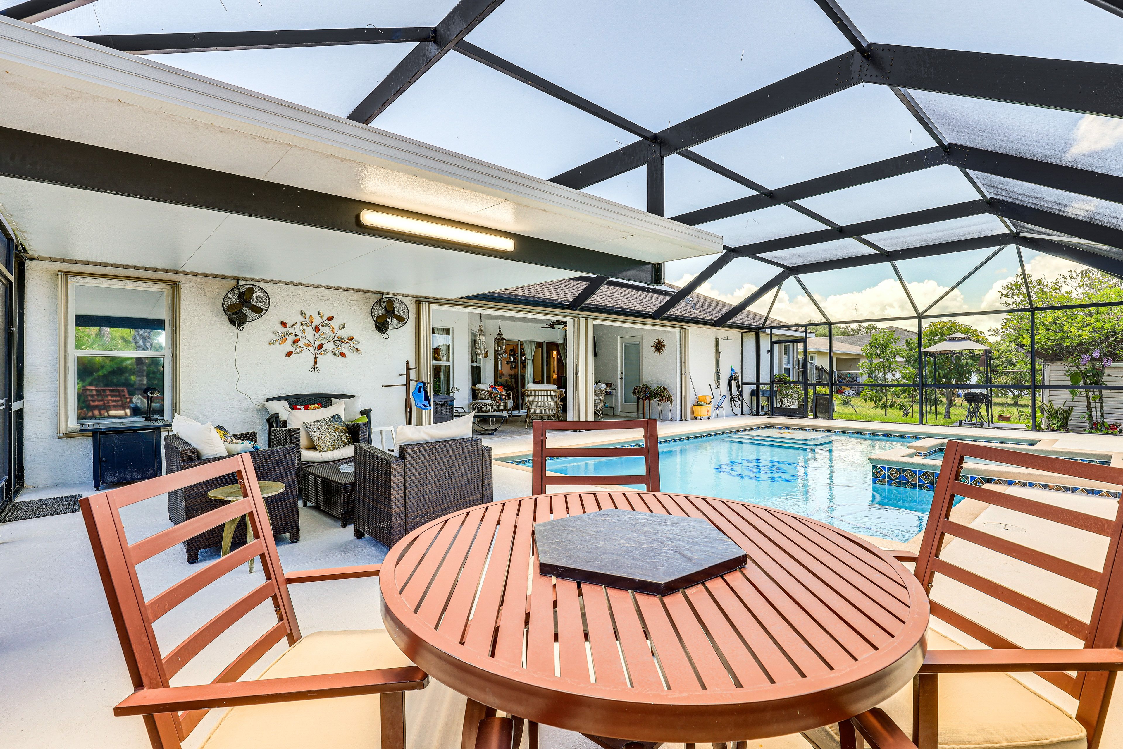 Lanai | Outdoor Dining Area