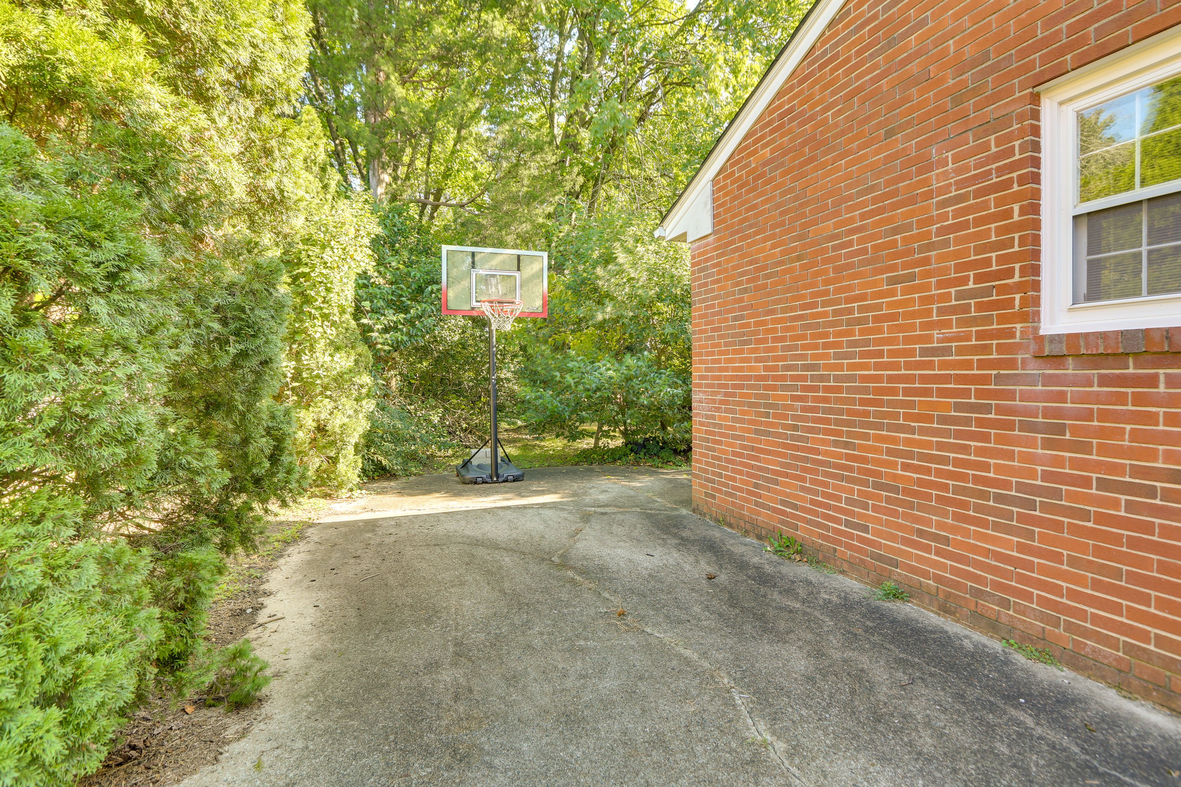 Exterior | Driveway (3 Vehicles) | Free Street Parking
