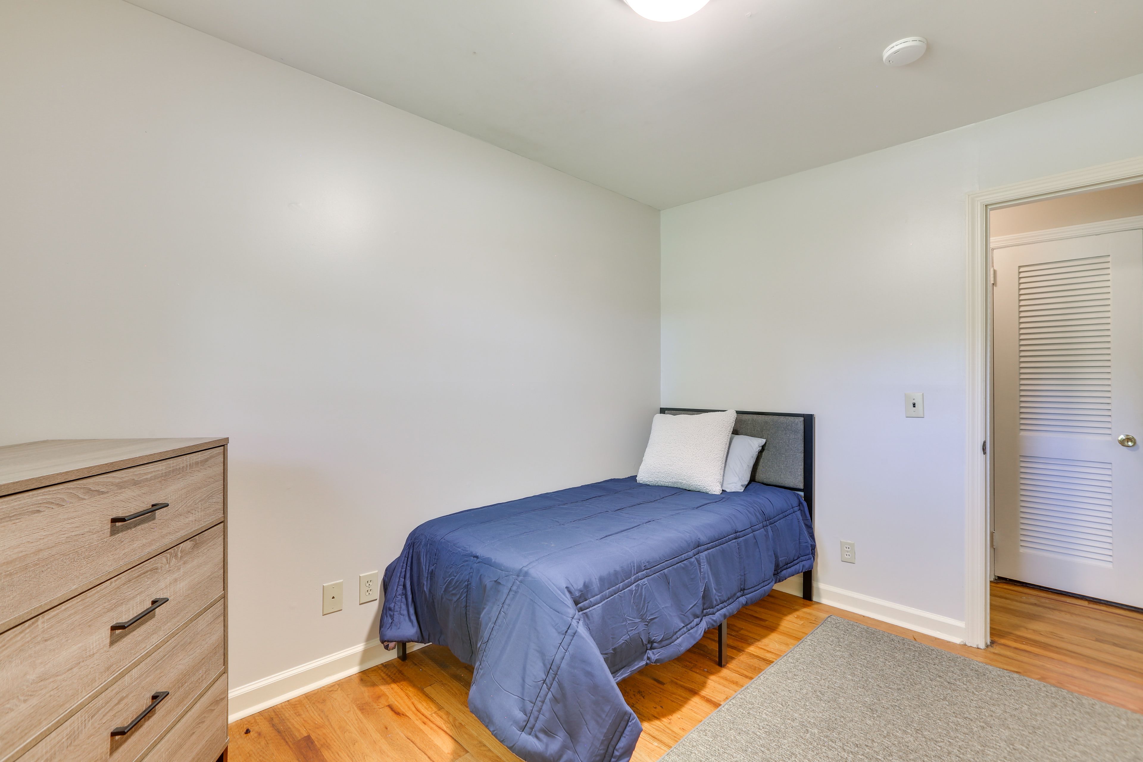 Bedroom 3 | Twin Bed