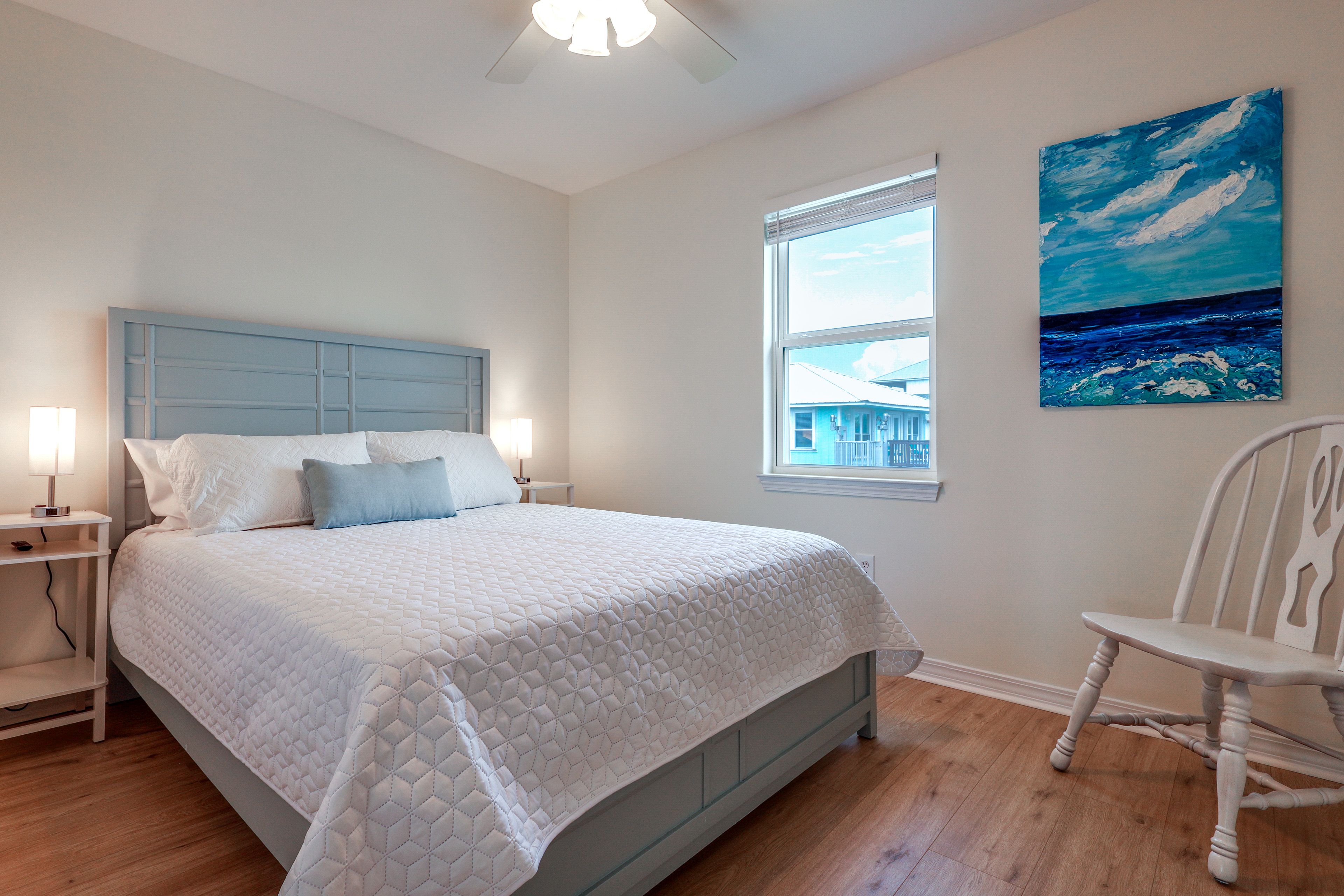 Bedroom 2 | Queen Bed