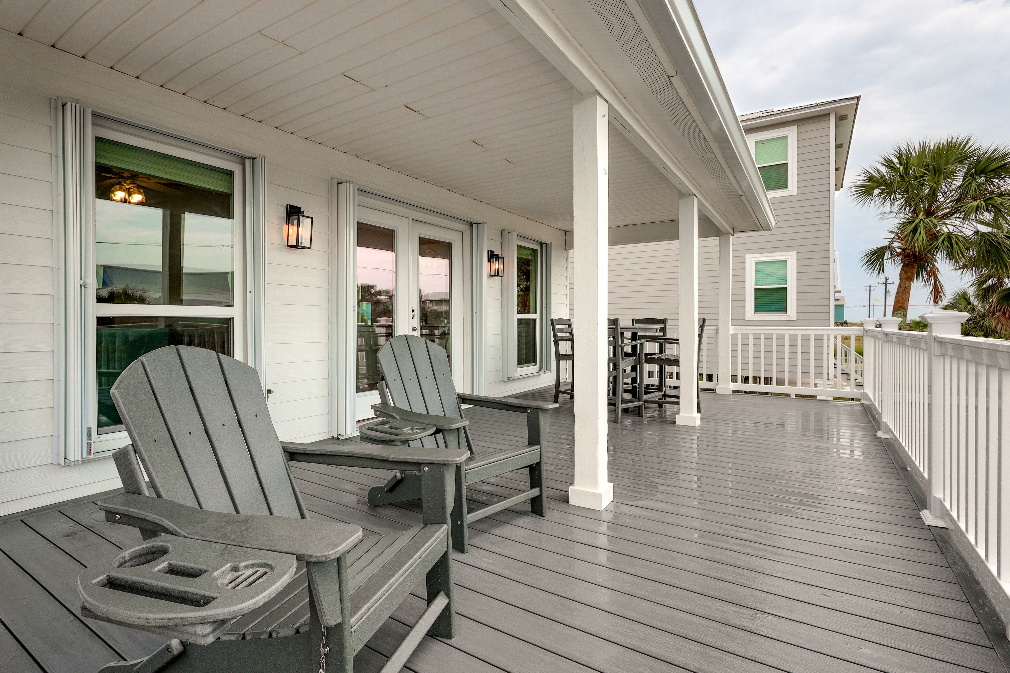 Deck | En-Suite Balcony | Outdoor Shower | Ocean & Lagoon Views