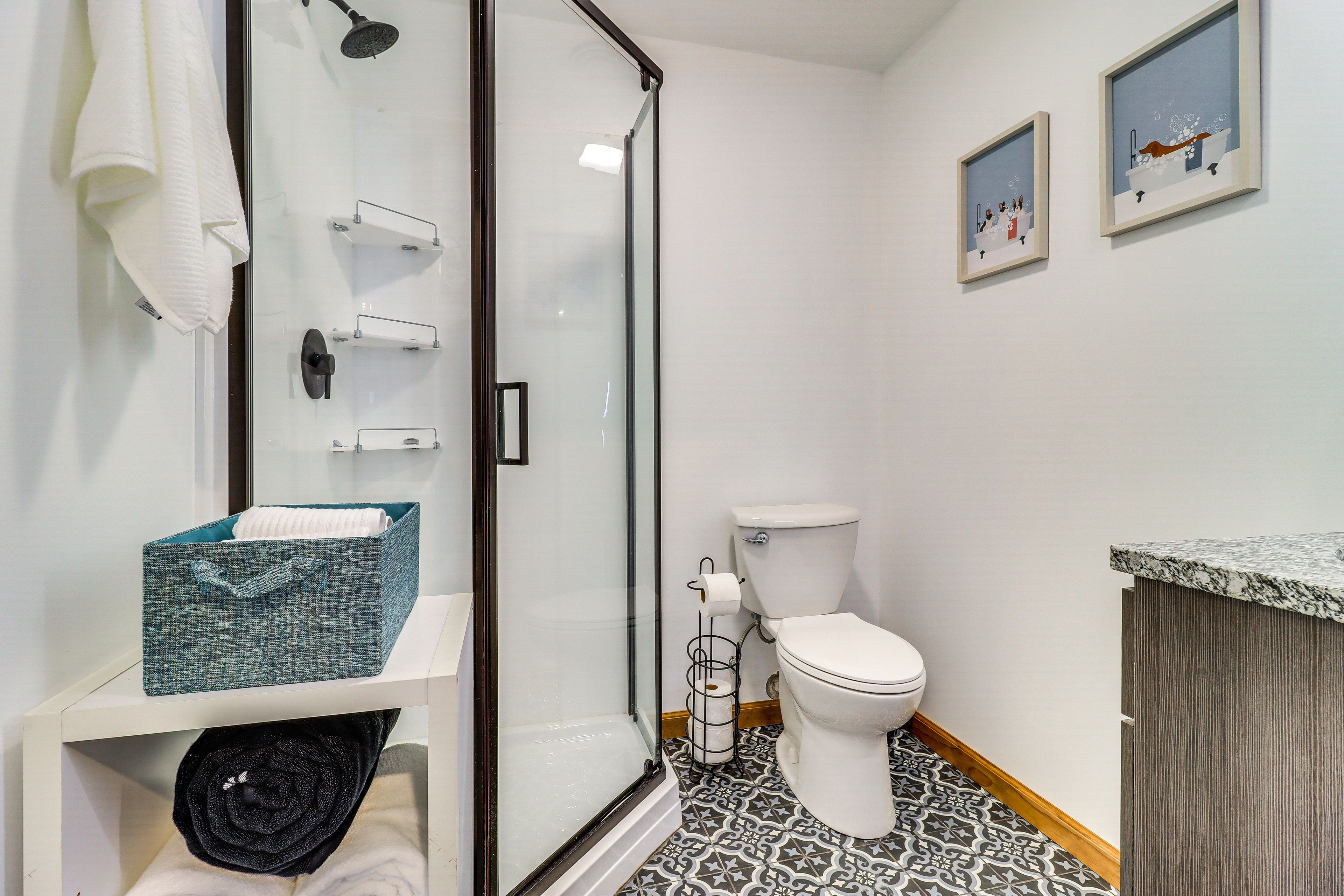 Full Bathroom | Walk-In Shower | Complimentary Toiletries | Towels Provided