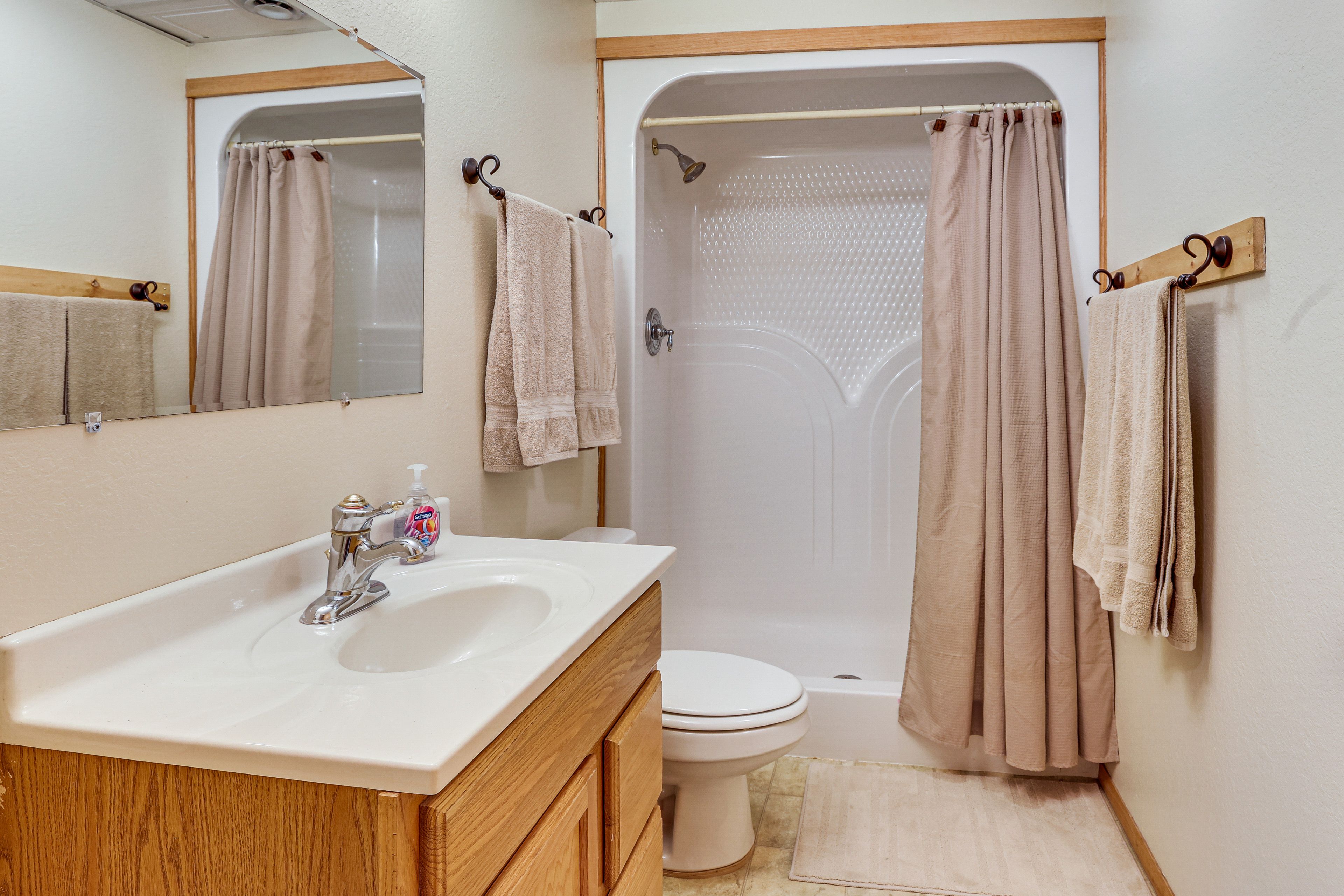 Full Bathroom | Lower Level