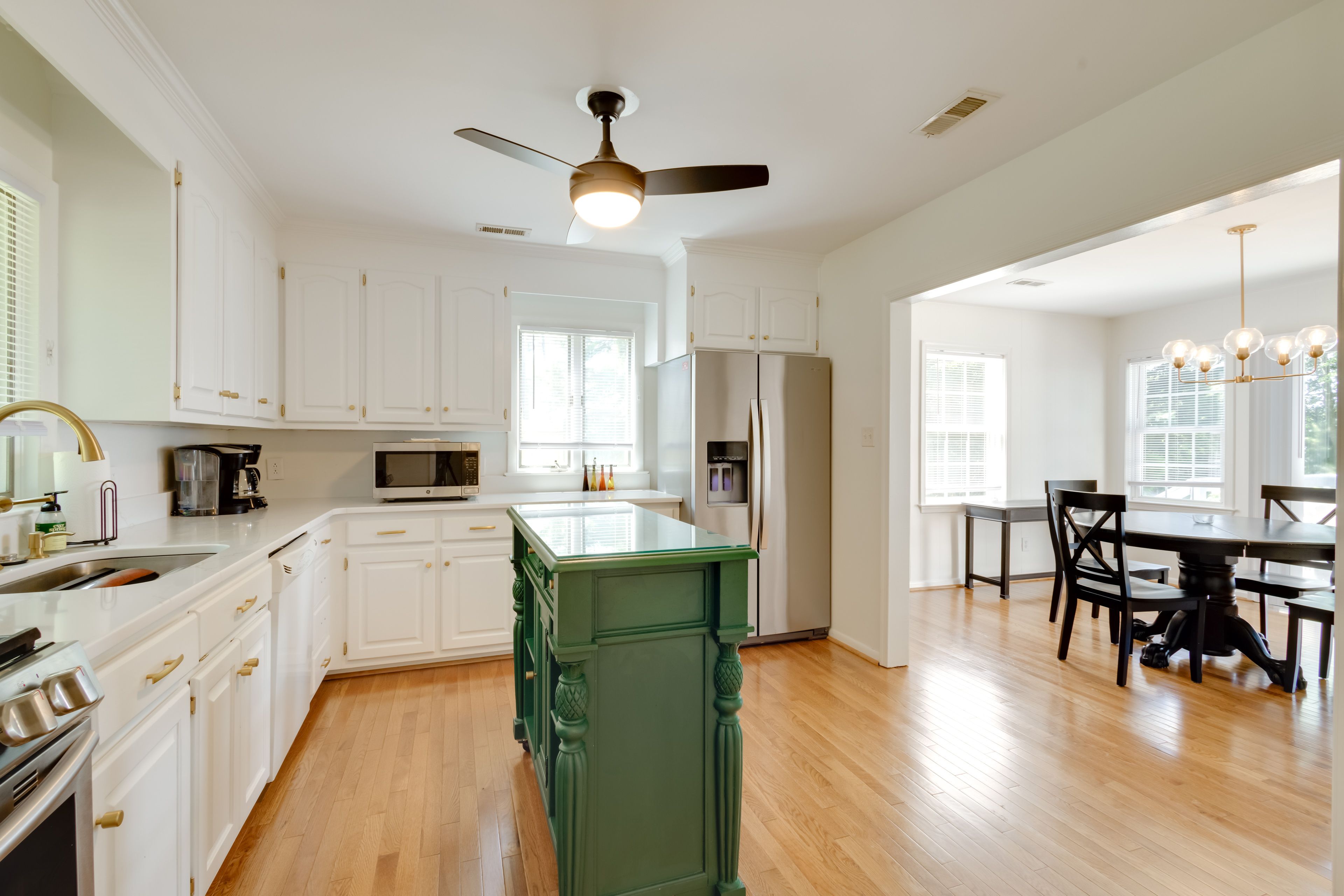 Kitchen | Cooking Basics | Drip & Keurig Coffee Makers | Microwave | Dishwasher