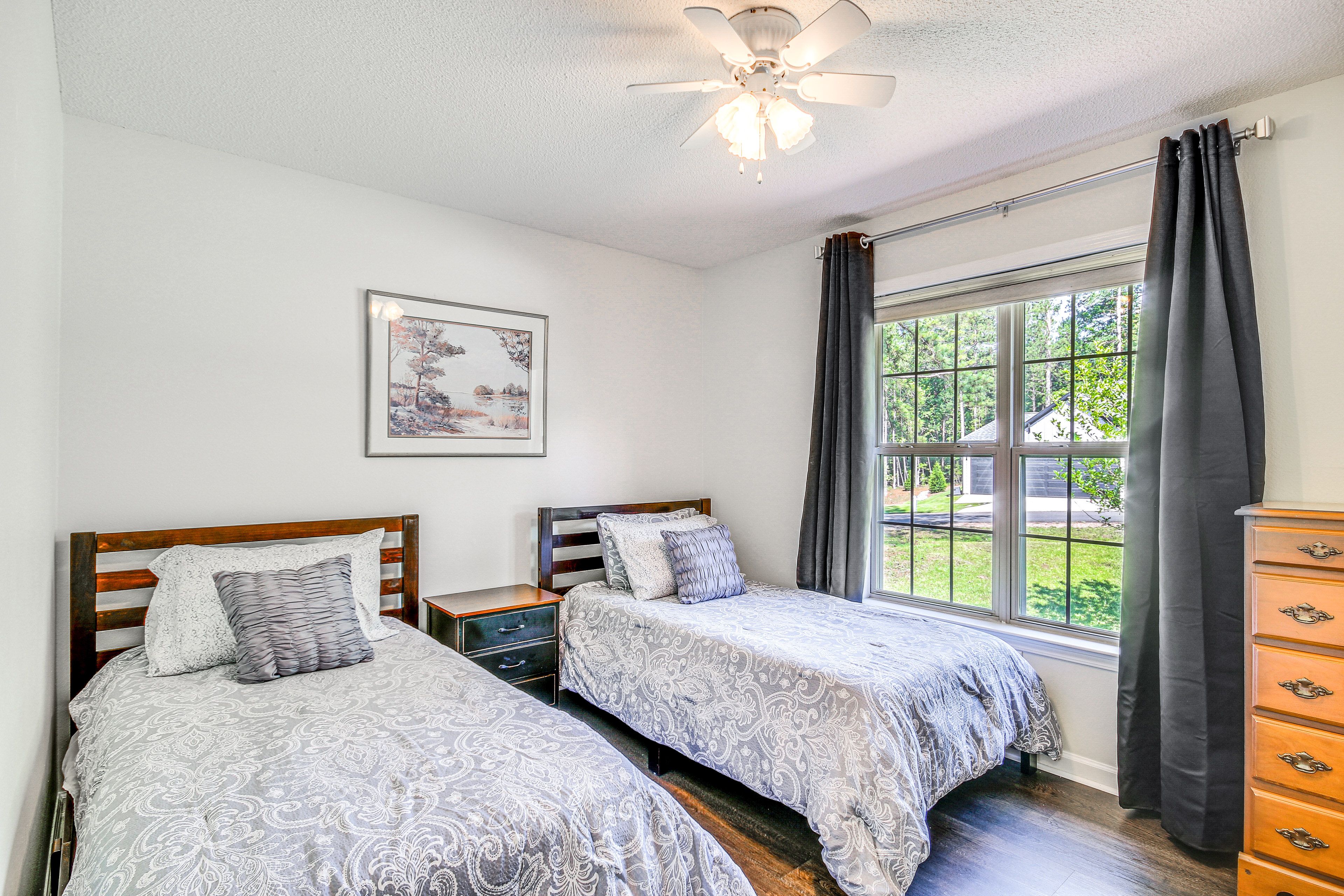 Bedroom 2 | 2 Twin Beds