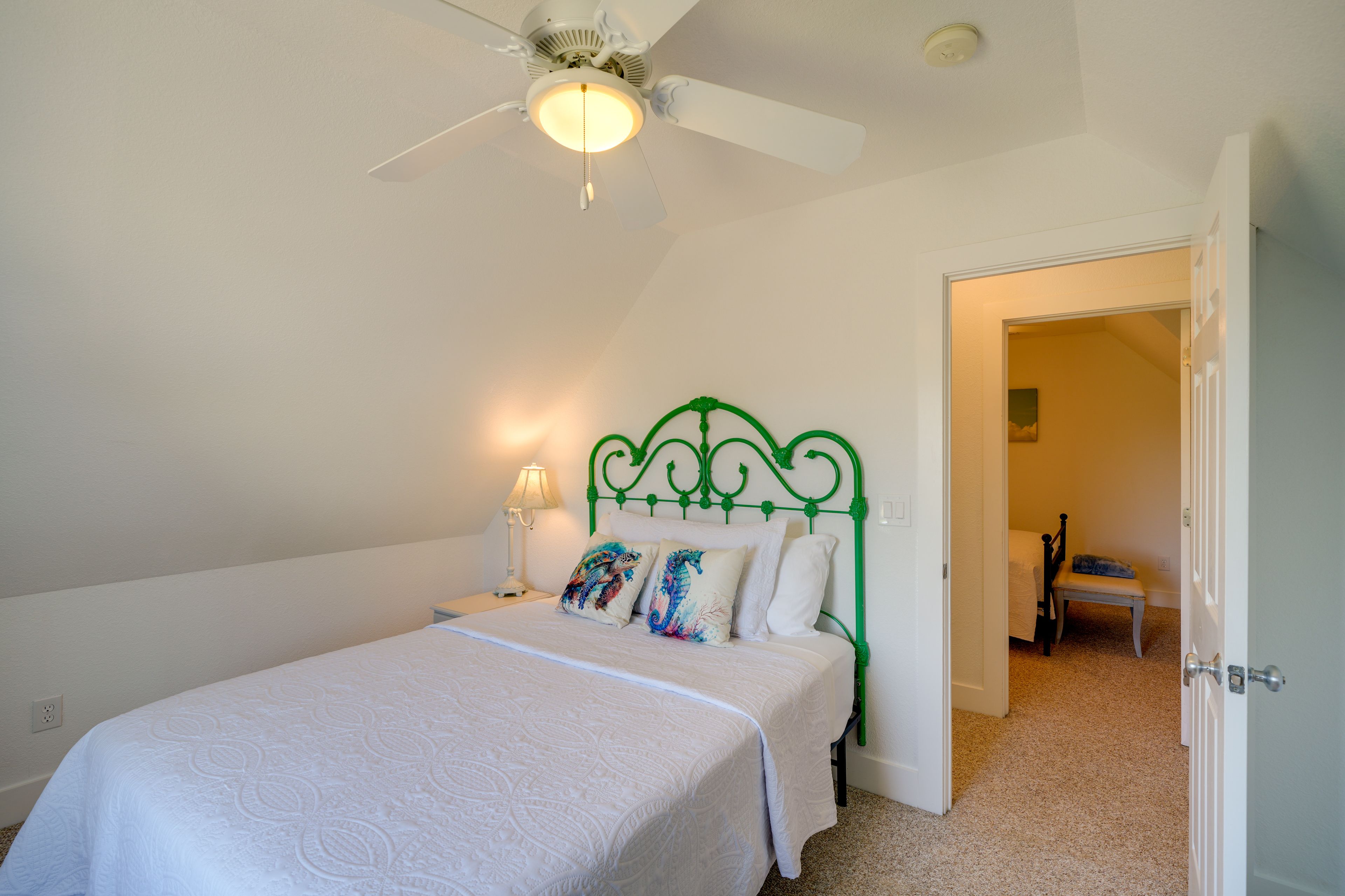 Bedroom 3 | Queen Bed | 2nd Floor