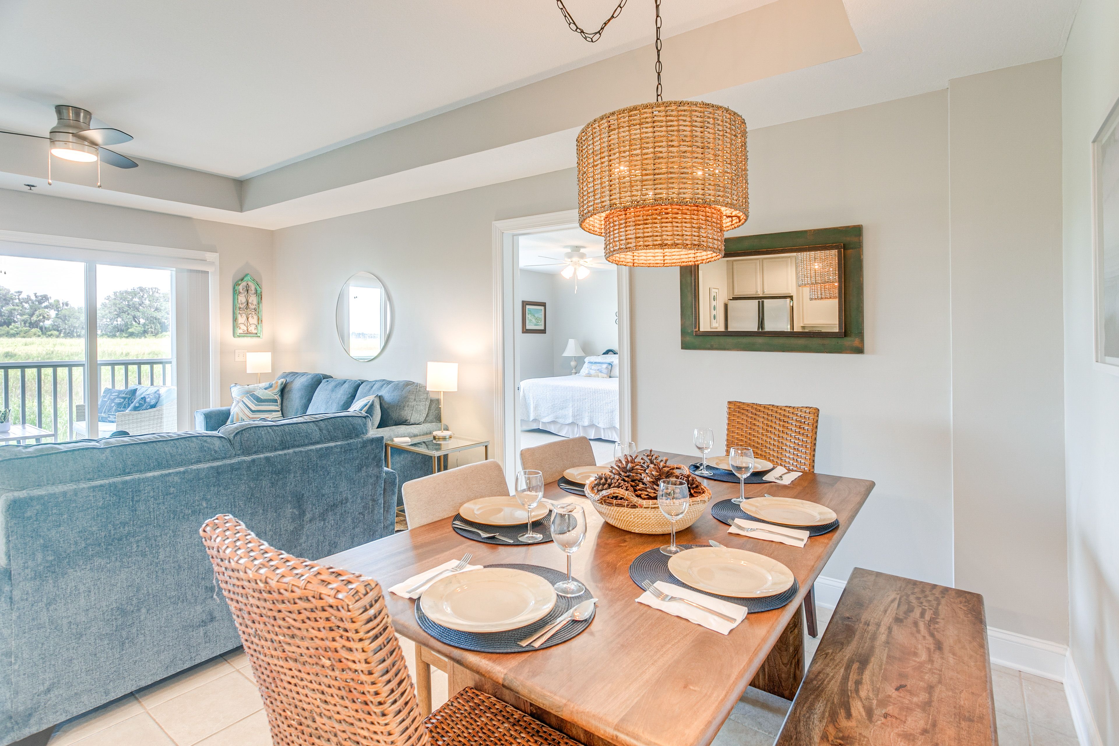 Dining Area | Dishware & Flatware
