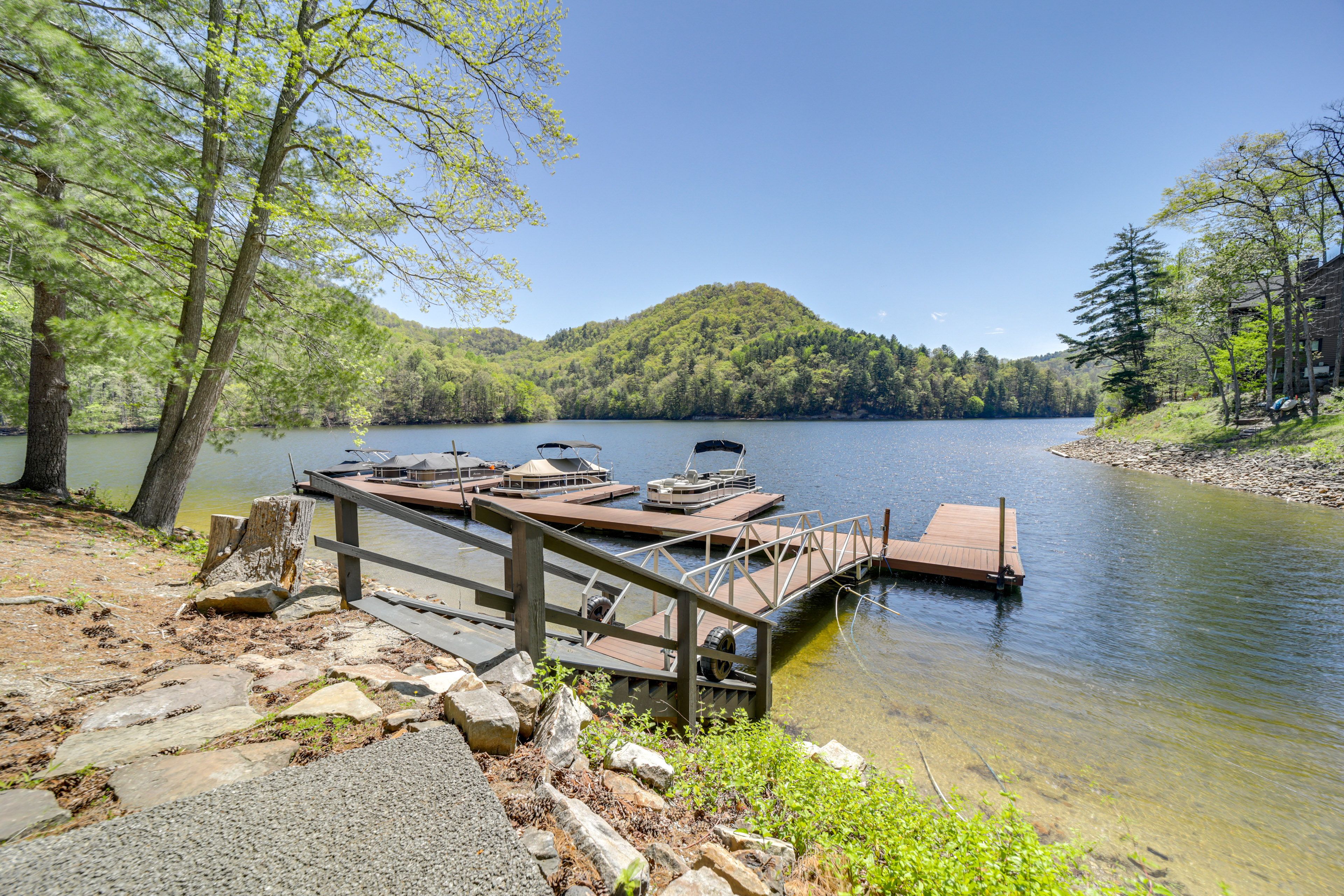 Bear Lake Reserve Community Amenities | Boat Dock