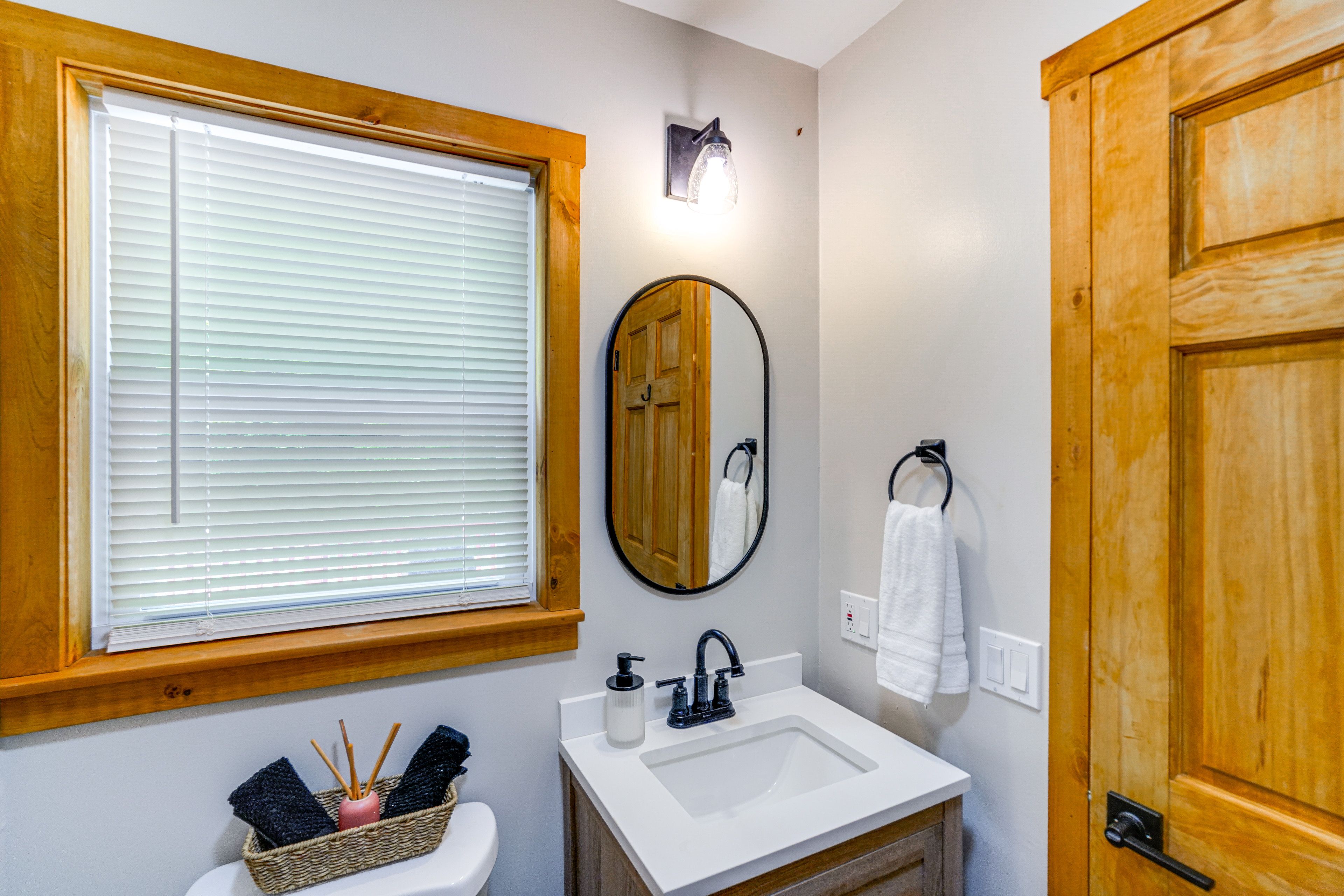 En-Suite Bathroom | Towels Provided