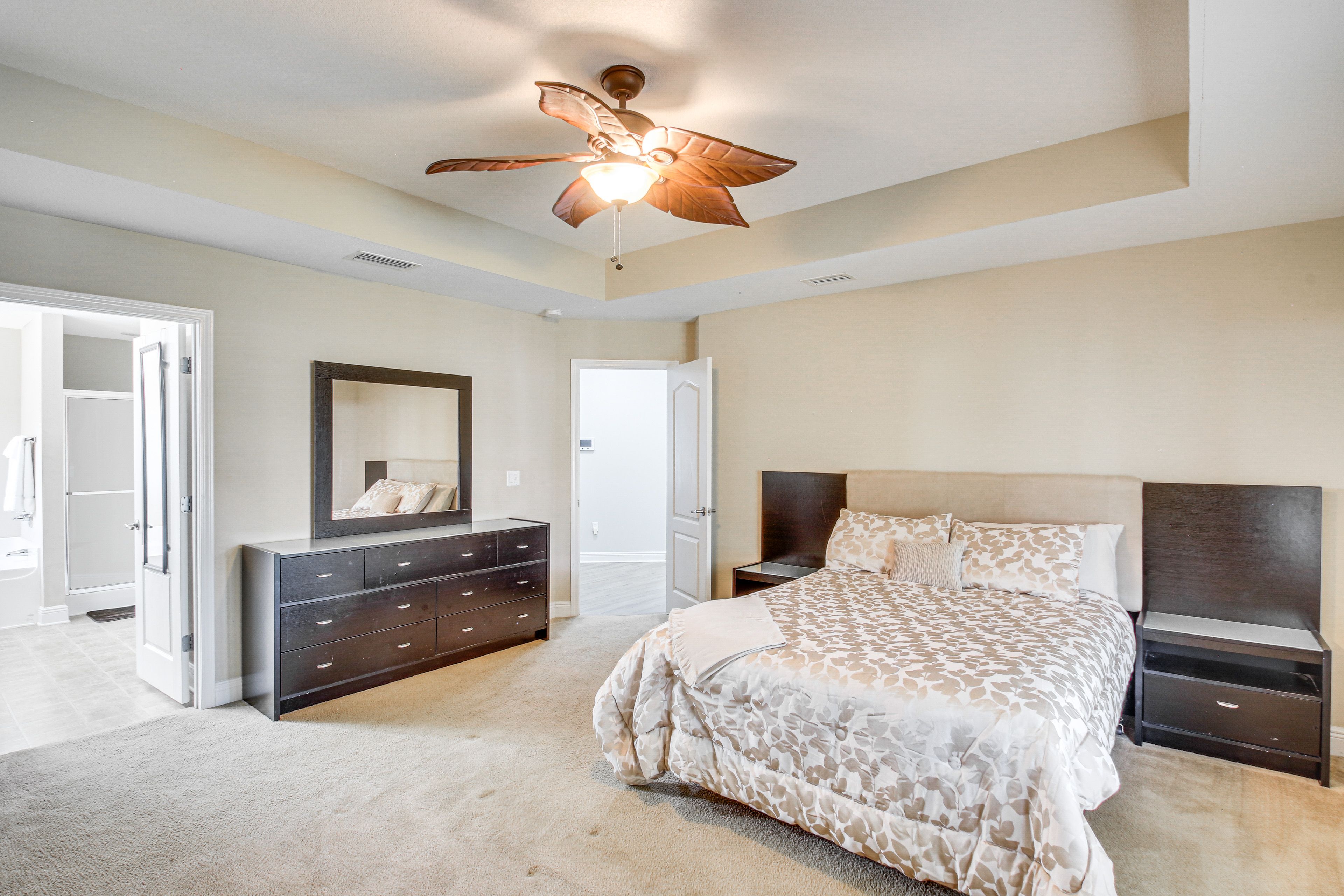 Bedroom 1 | Queen Bed | Linens Provided