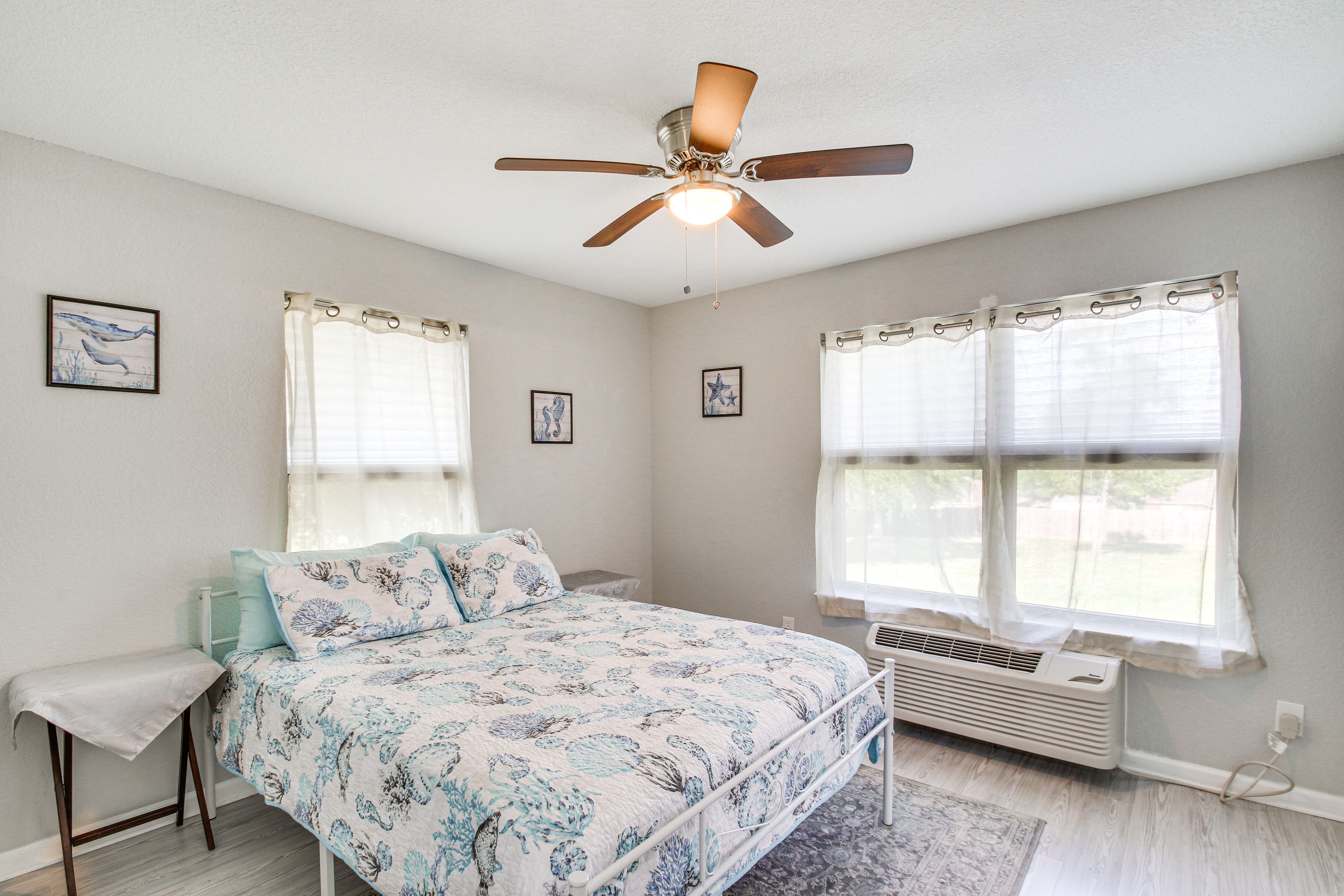 Bedroom 2 | Queen Bed | Attached Den