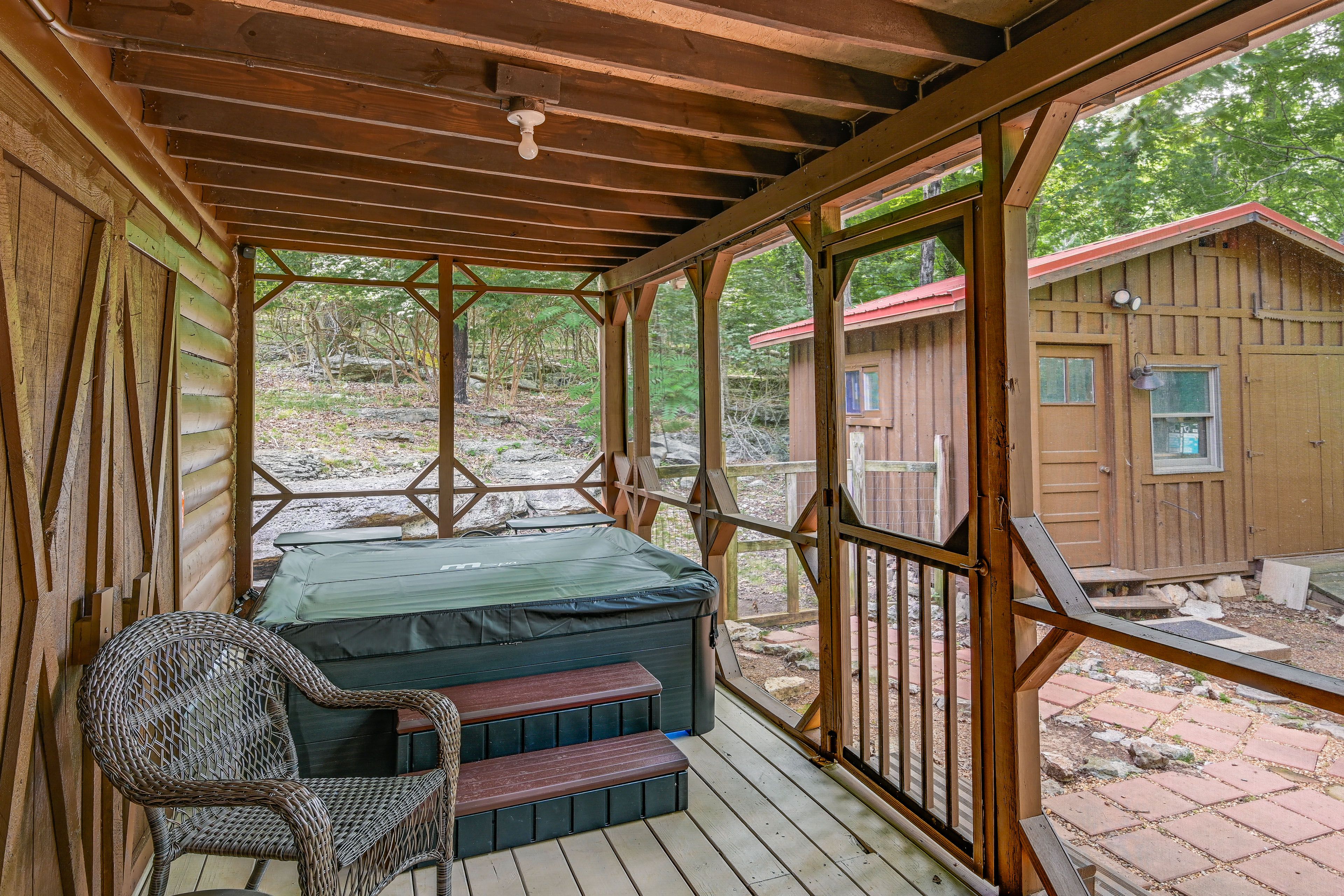 Screened Porch | Private Hot Tub