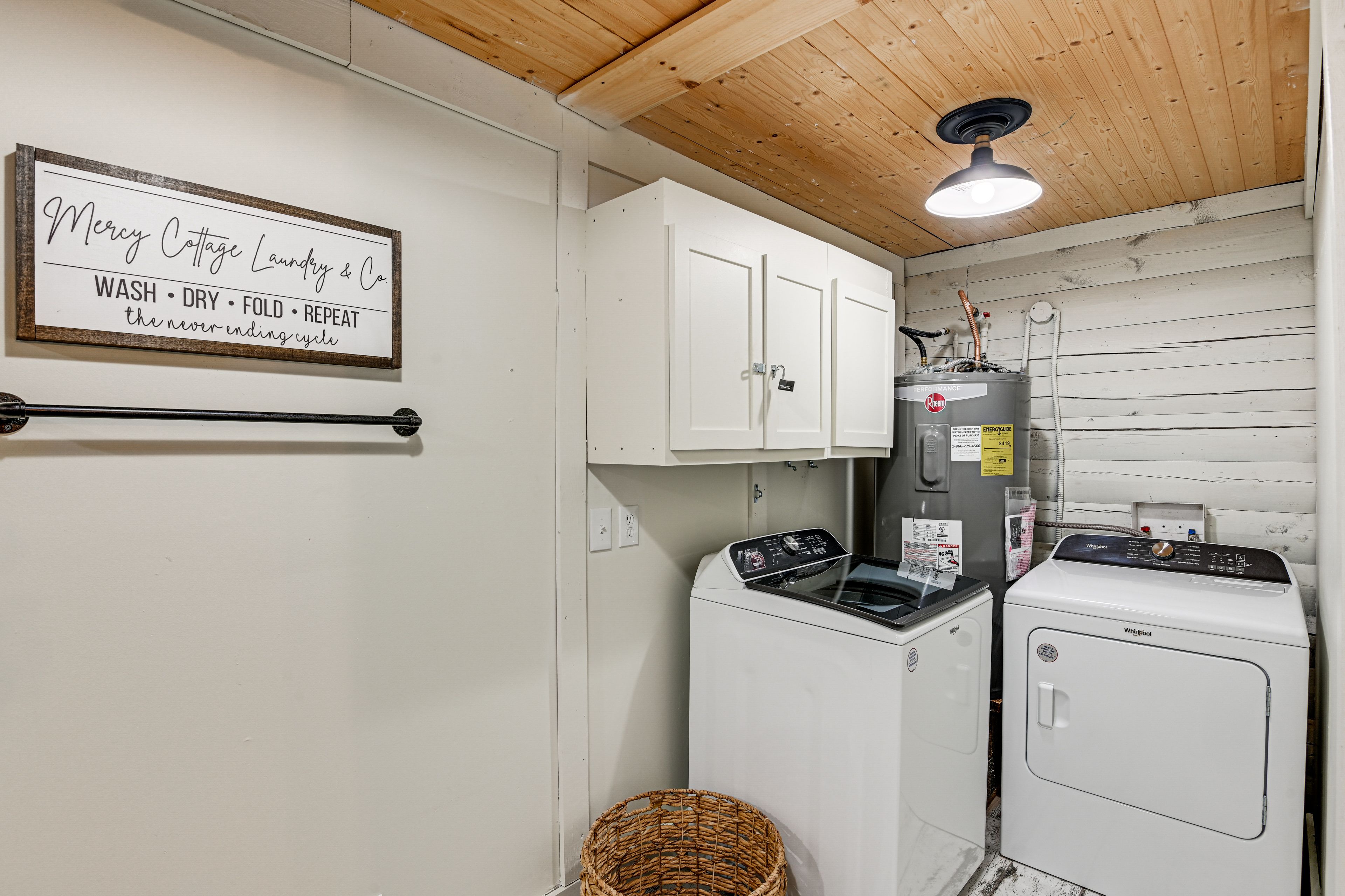 Laundry Room | Lower Level