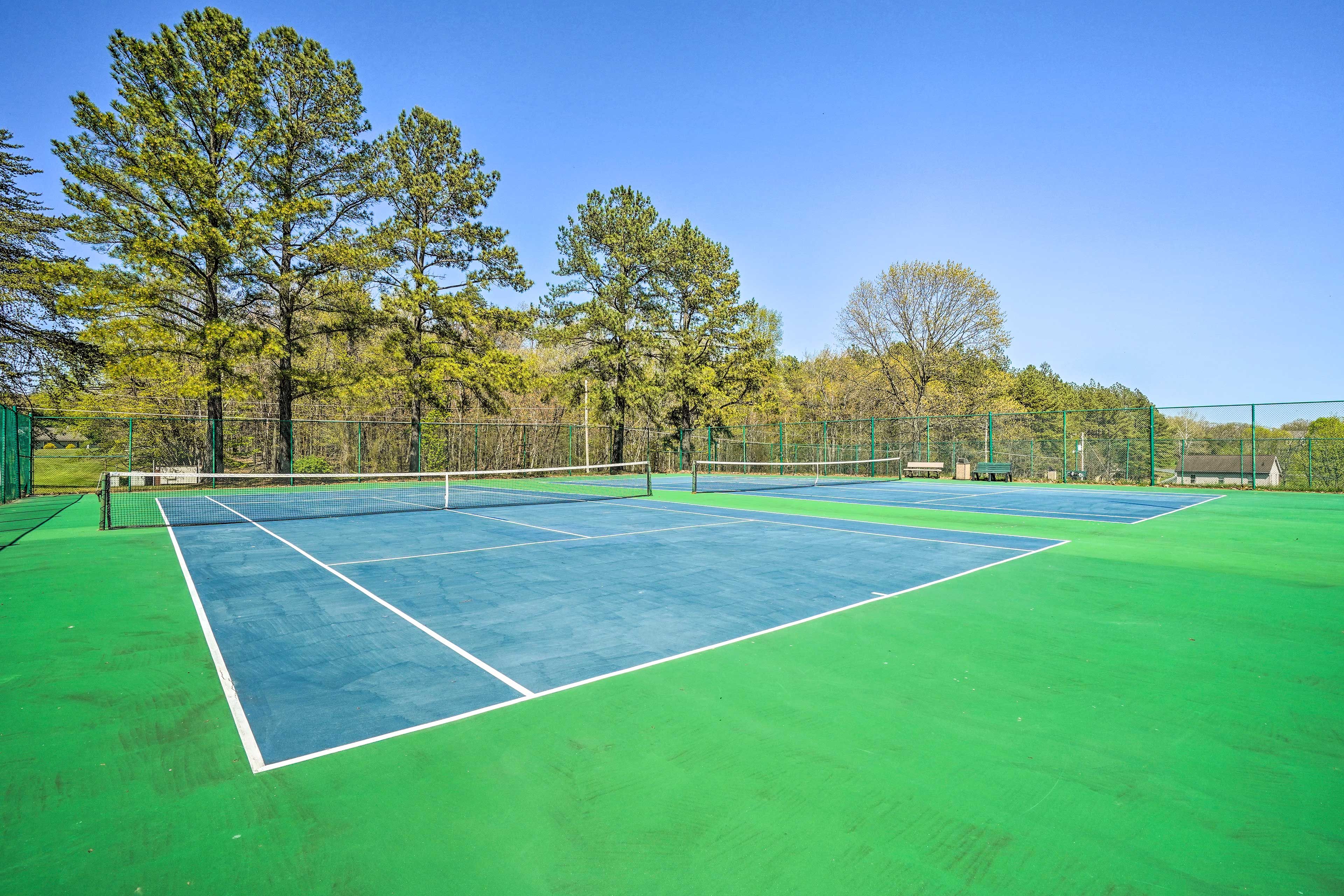 Community Tennis/Pickleball Courts