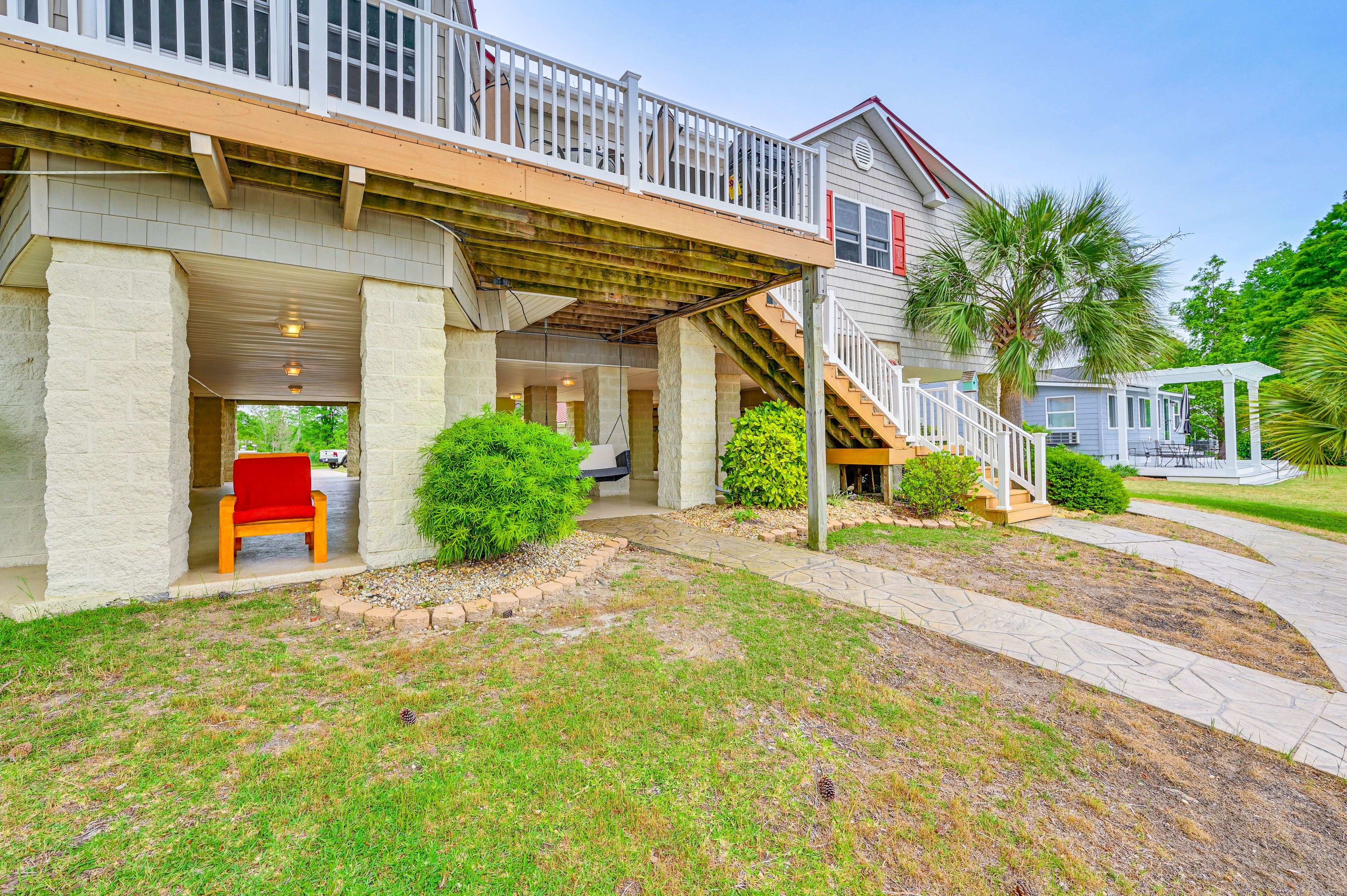 House Exterior | Backyard