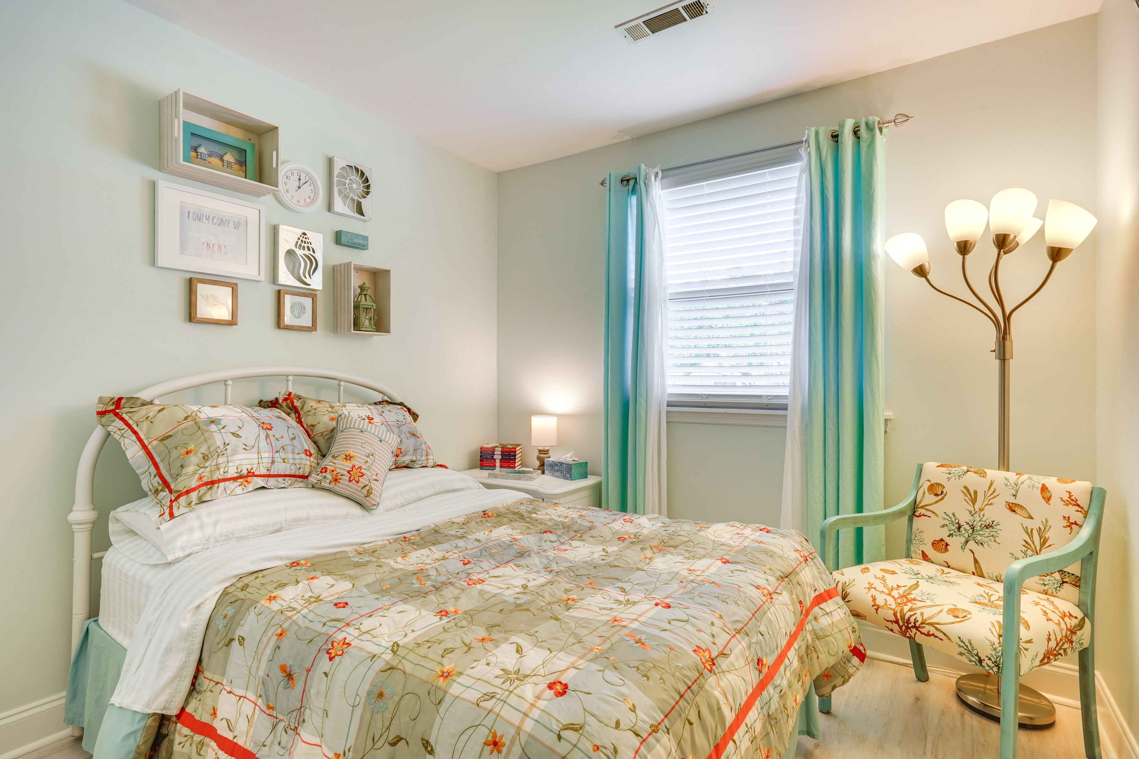 Bedroom 3 | Full Bed | Smart TV
