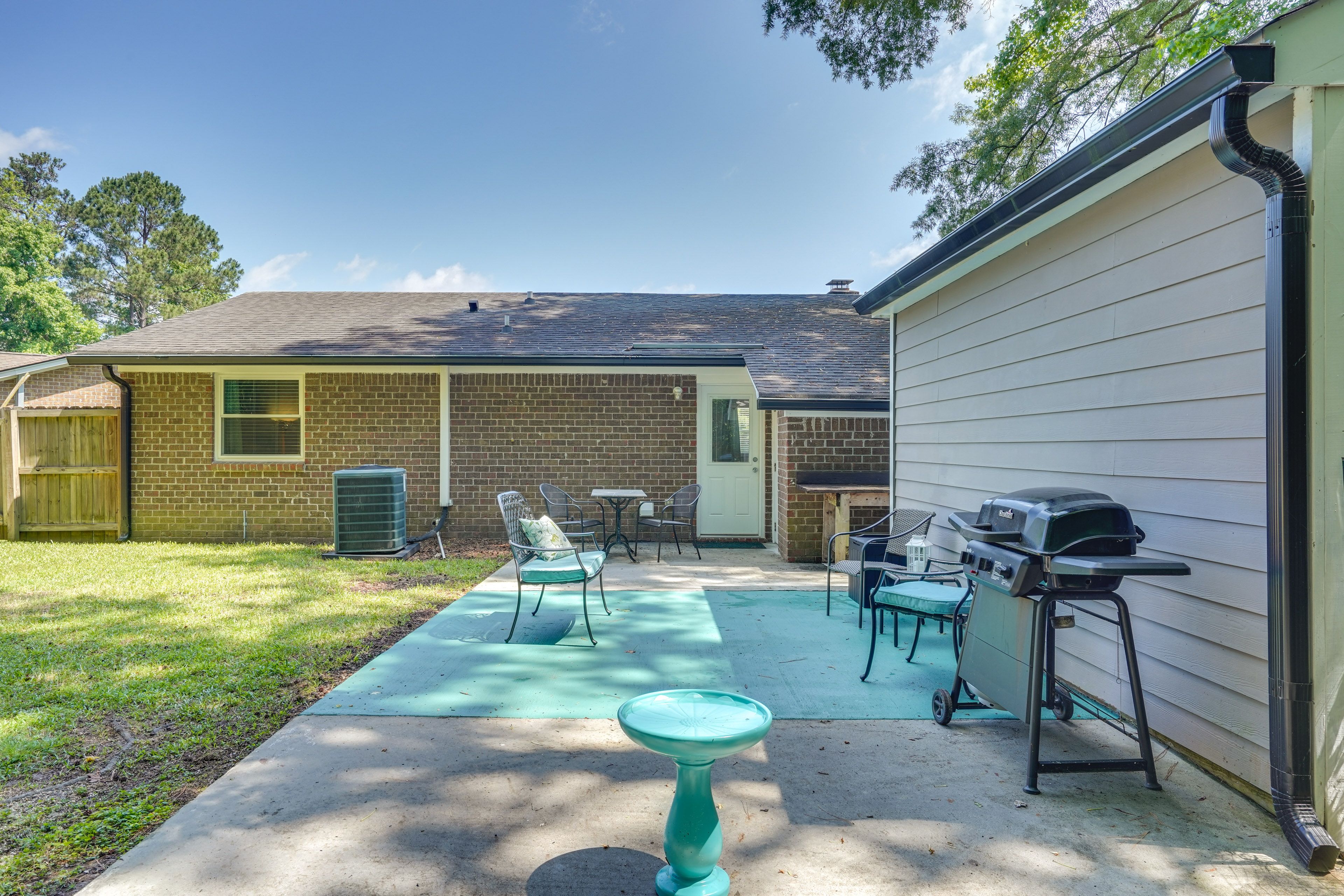 Patio | Gas Grill | Outdoor Seating & Dining
