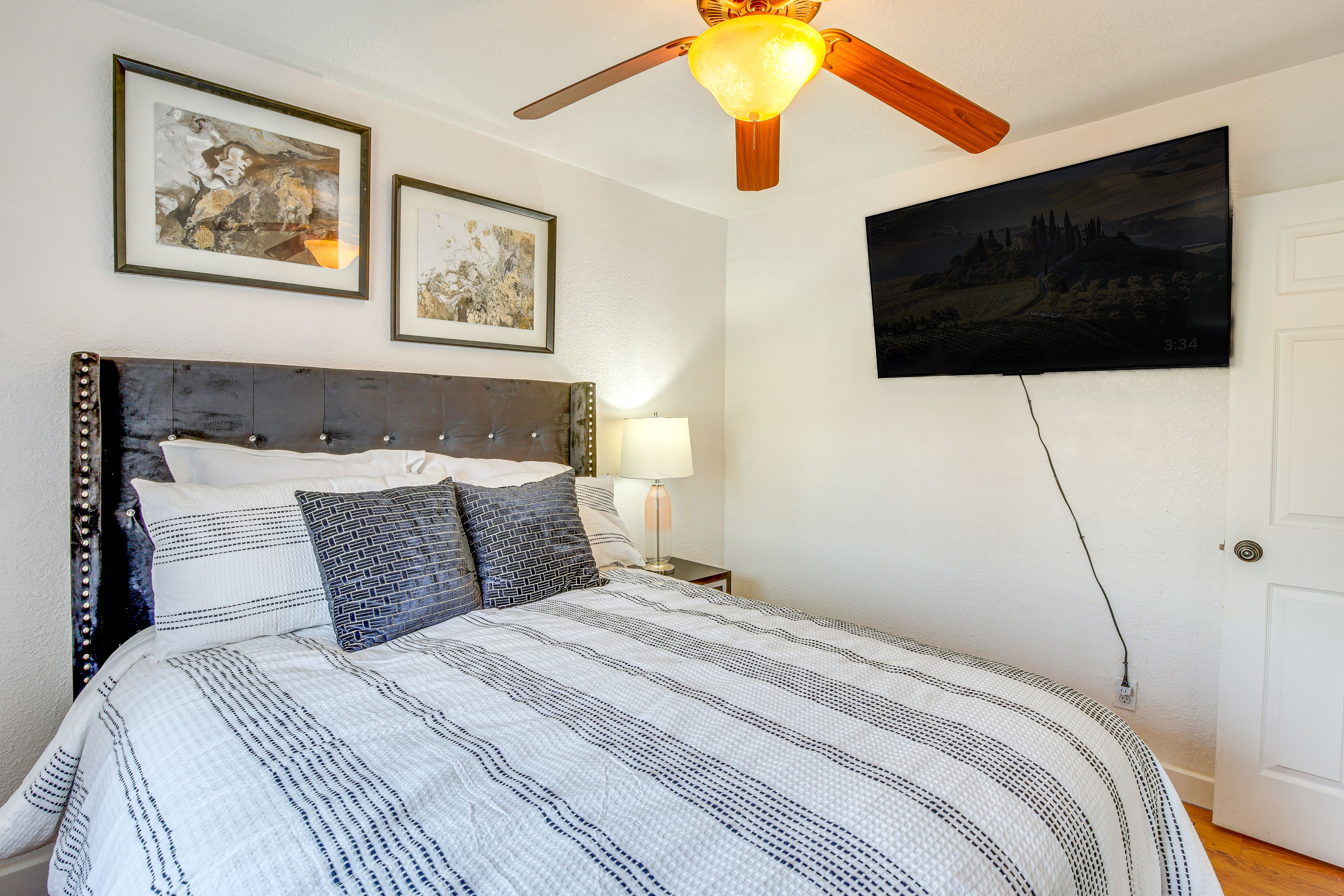 Bedroom 2 | Queen Bed