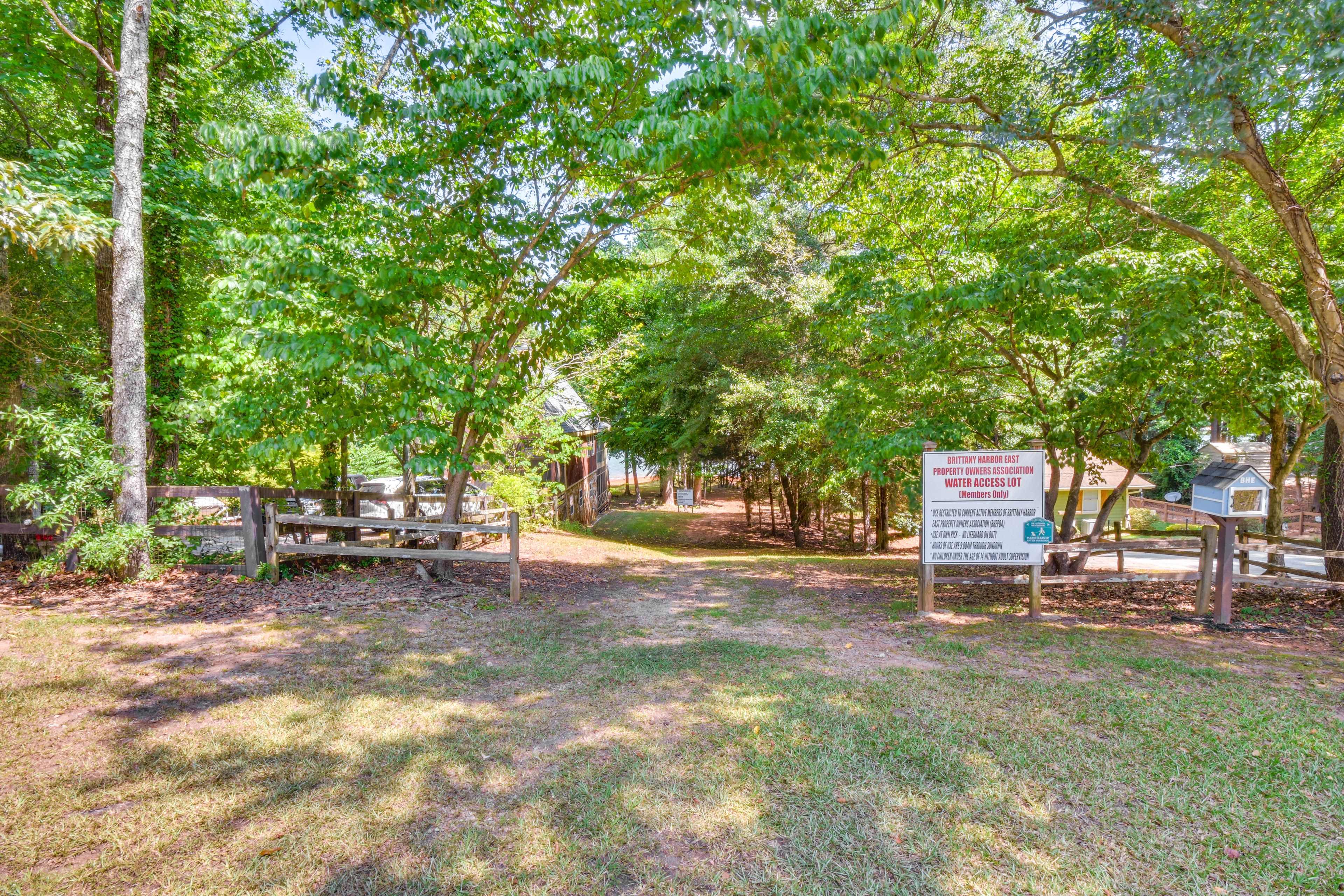 Cabin Exterior | Lake Hartwell Access (Walking Distance)