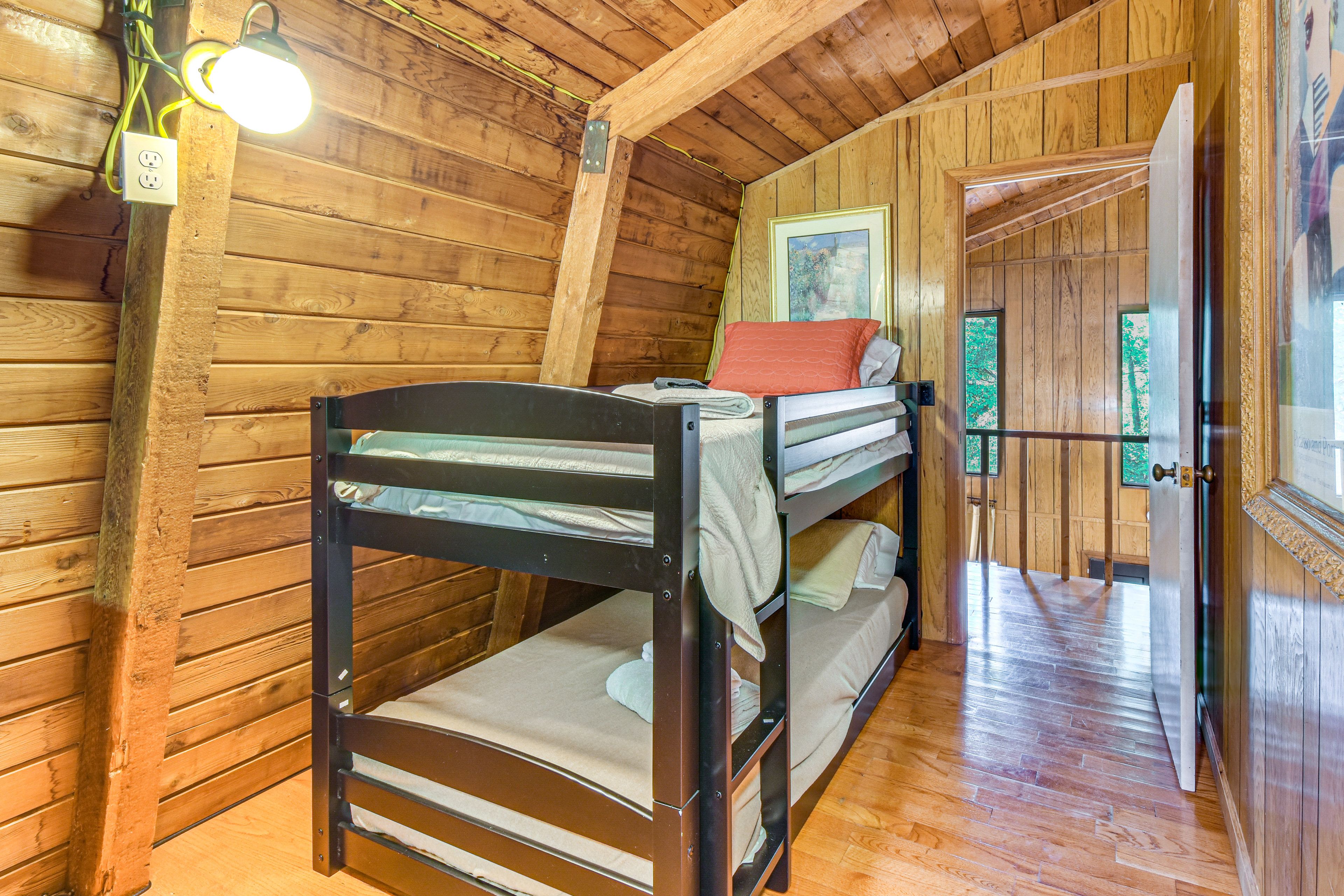 Bedroom 2 | Twin Bunk Bed | Flat-Screen TV | 2nd Floor