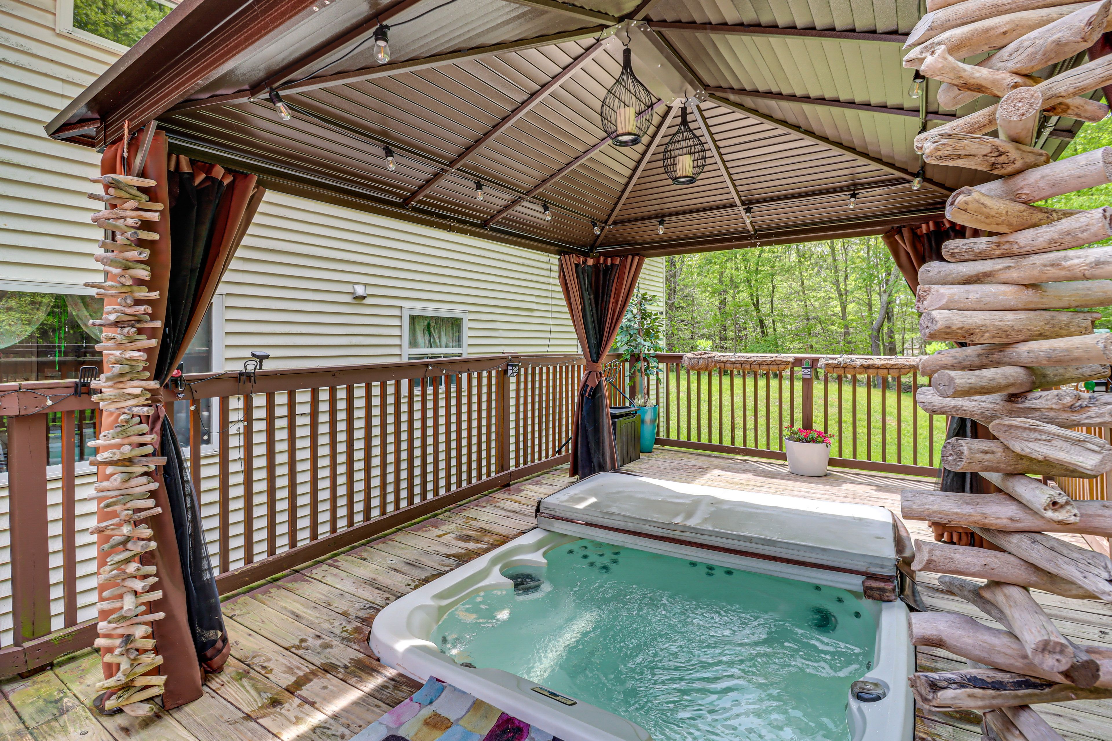 Private Hot Tub
