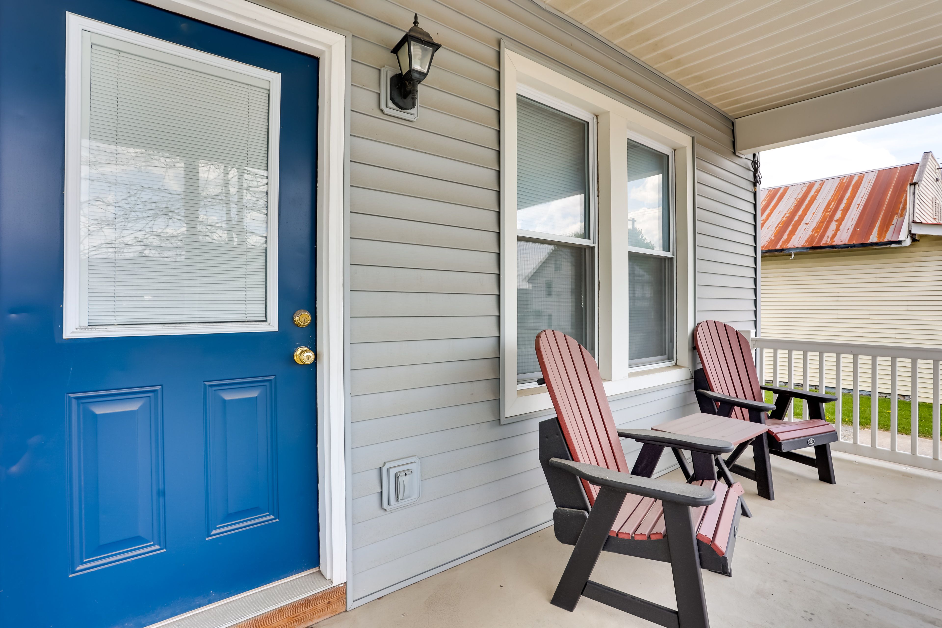 Front Entry | Porch