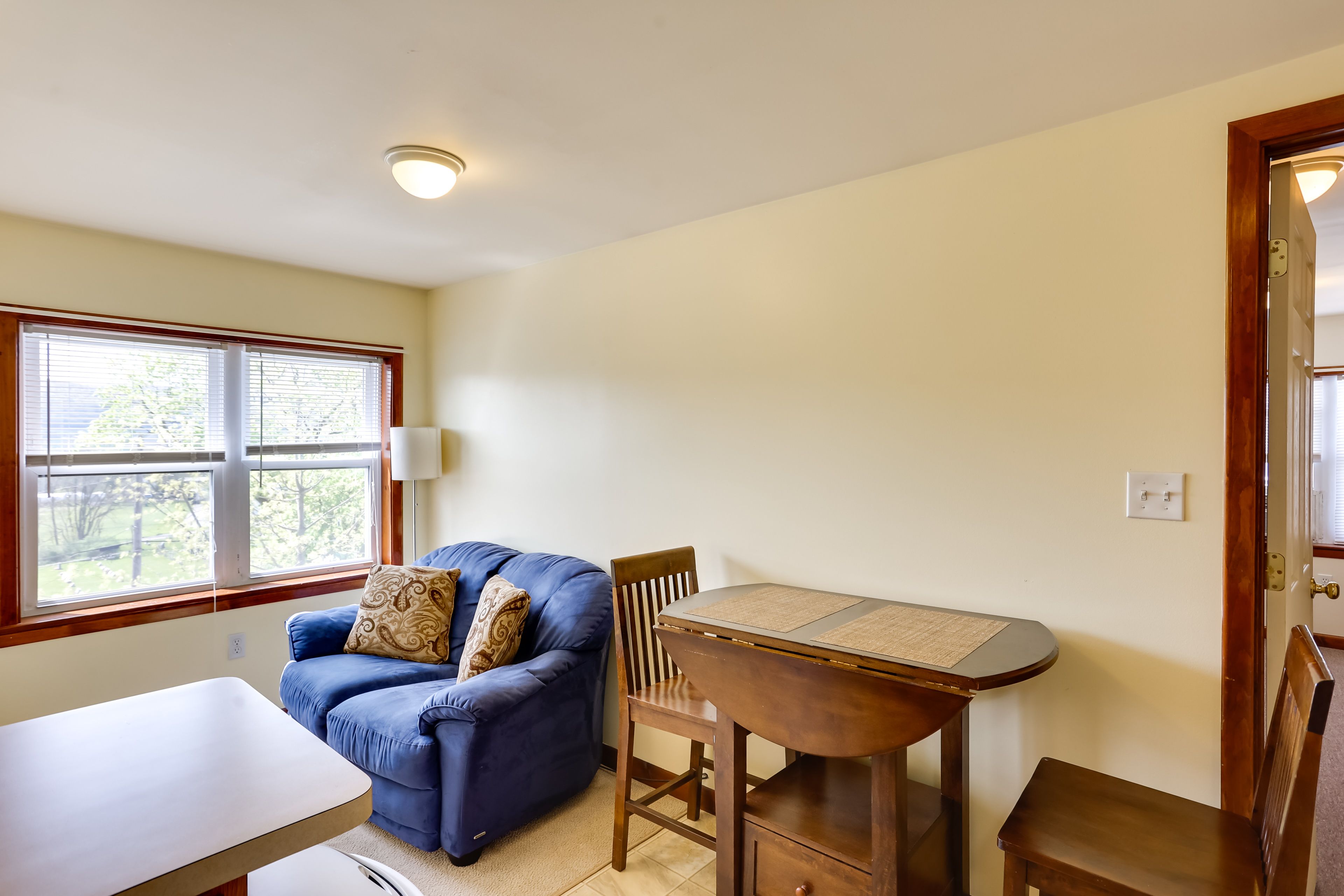 Living Area | Free WiFi | Dishware & Flatware Provided