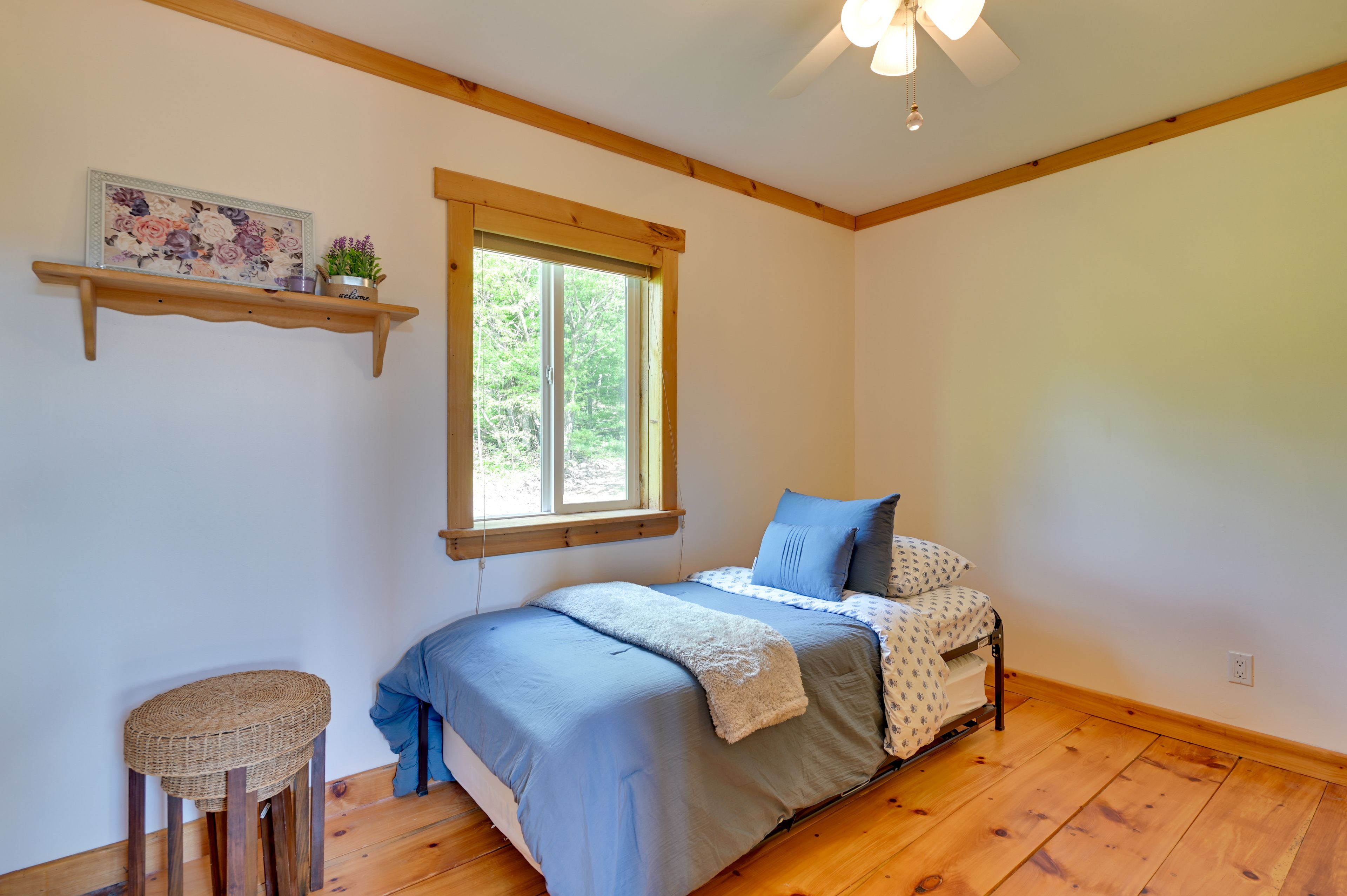 Bedroom 2 | Twin Bed w/ Twin Trundle | 1st Floor