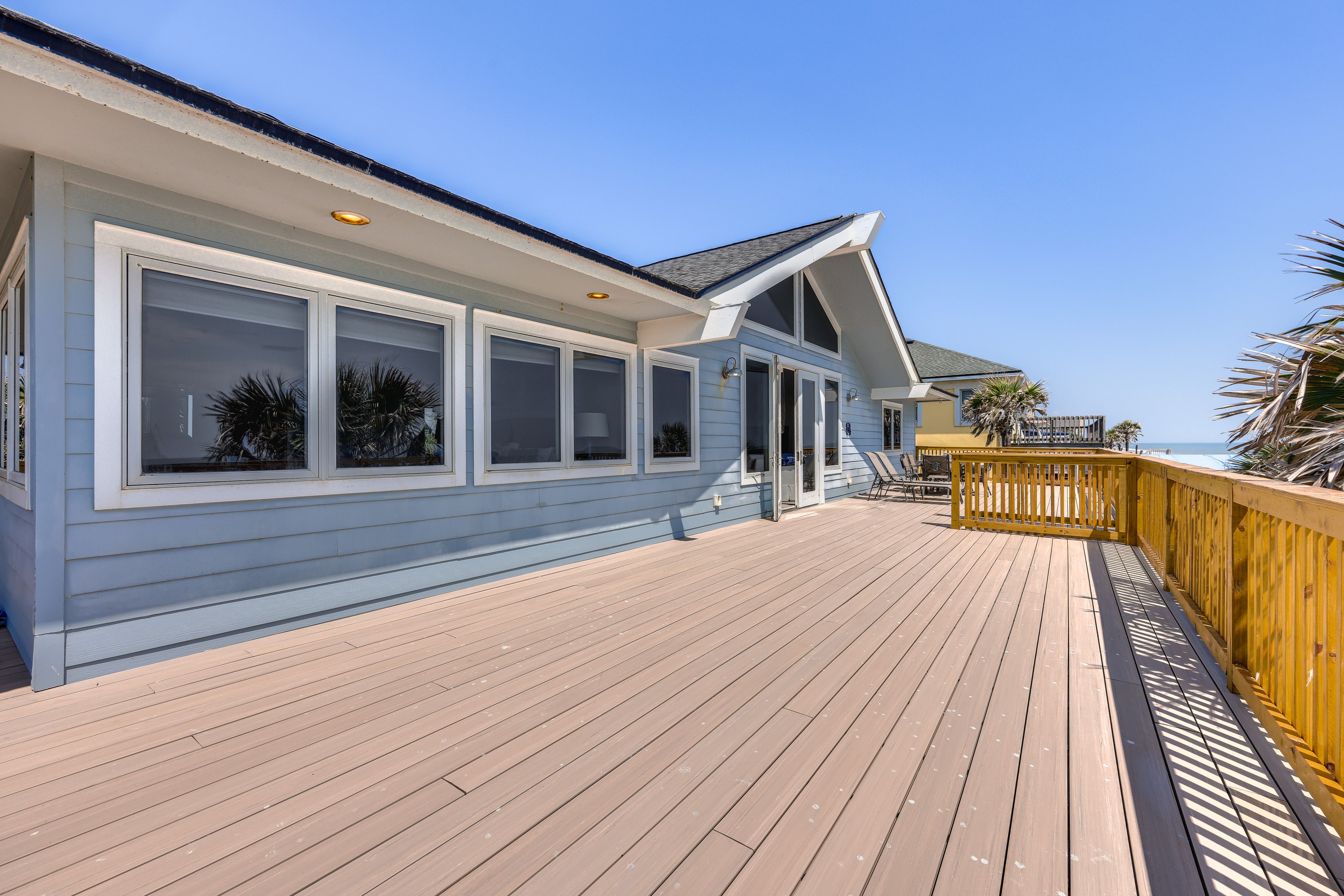 Deck | Ocean View | Dining Area