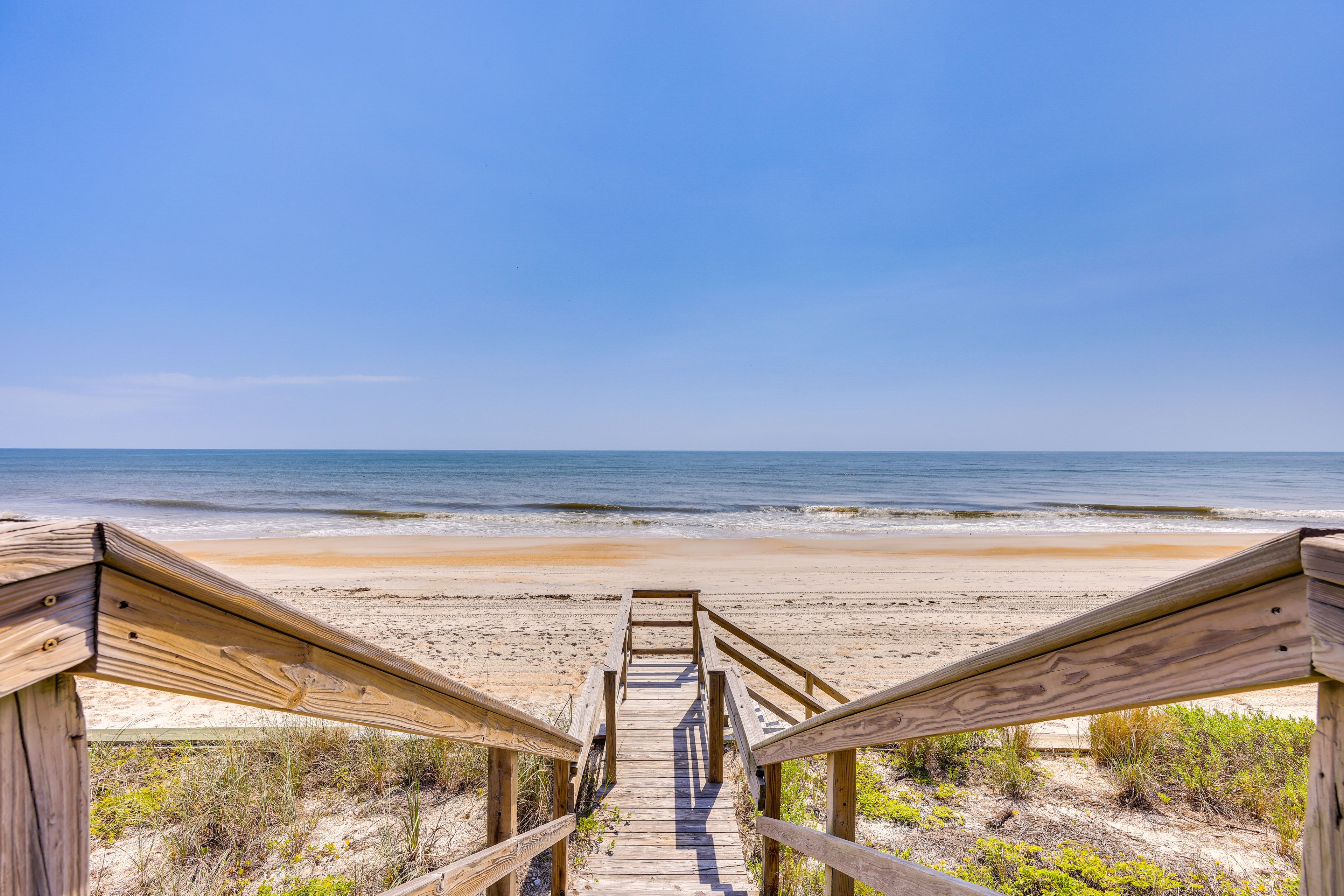 Direct Beach Access | Ocean View