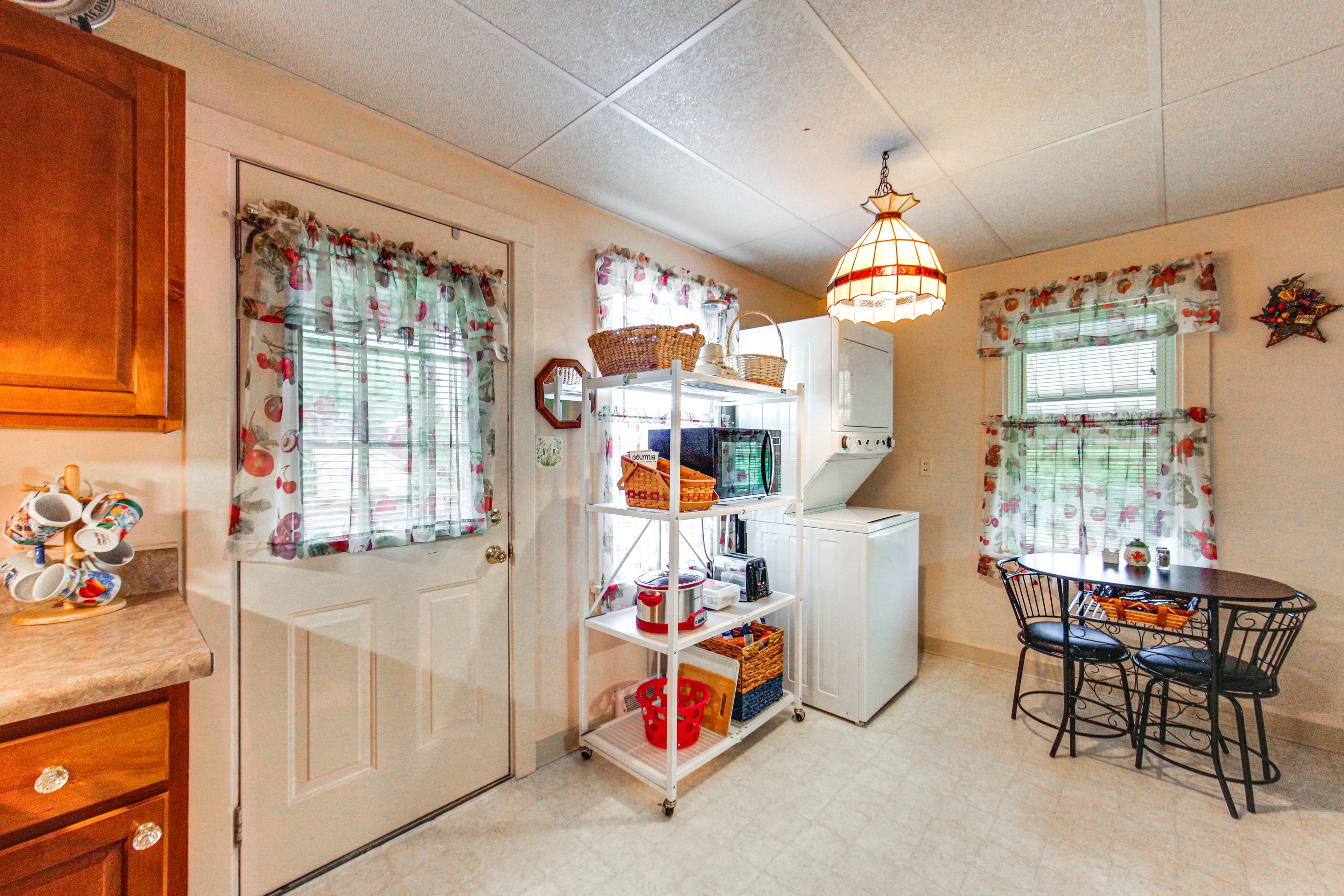 Kitchen | Trash Bags/Paper Towels | 1st Floor