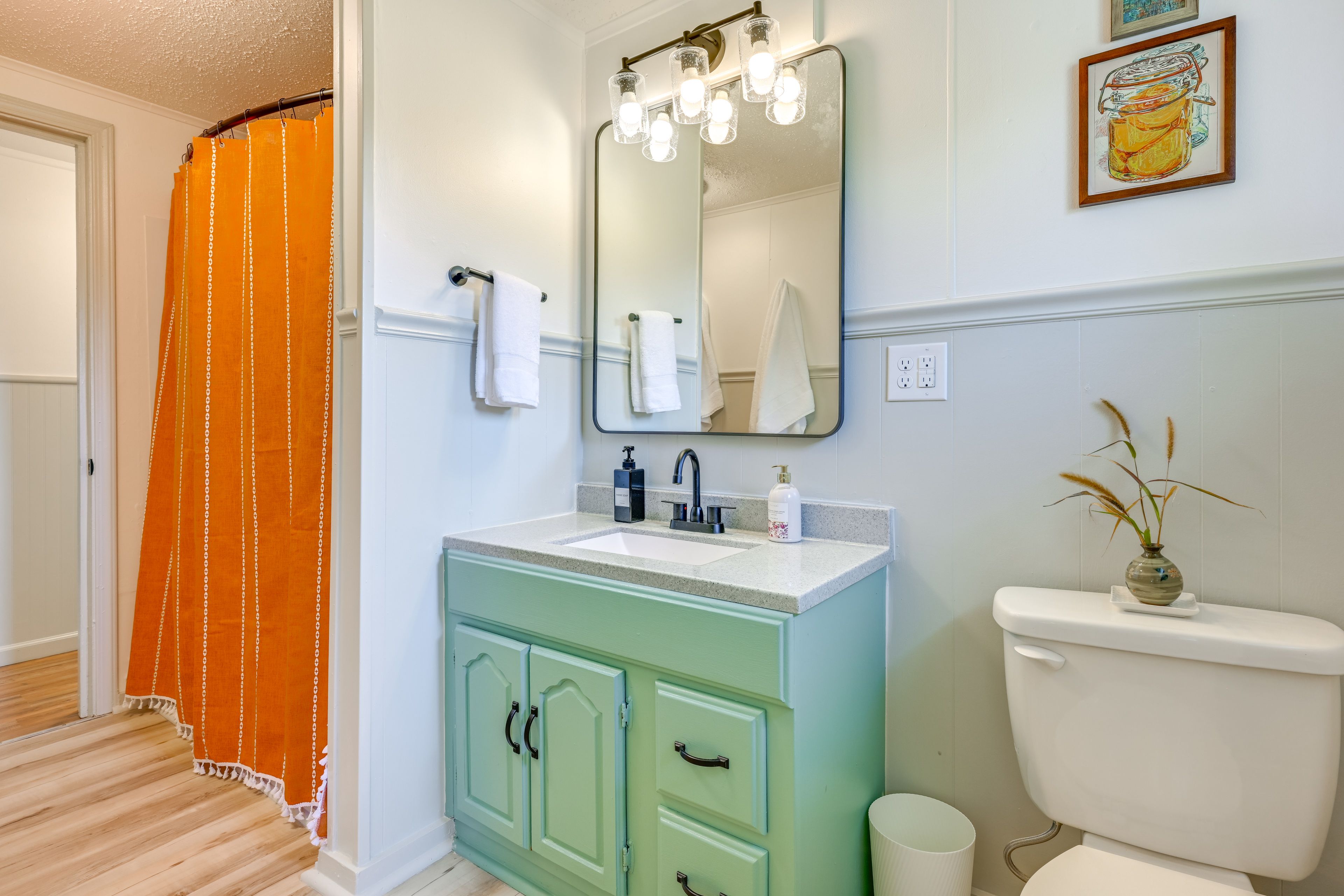 Bathroom | Towels Provided