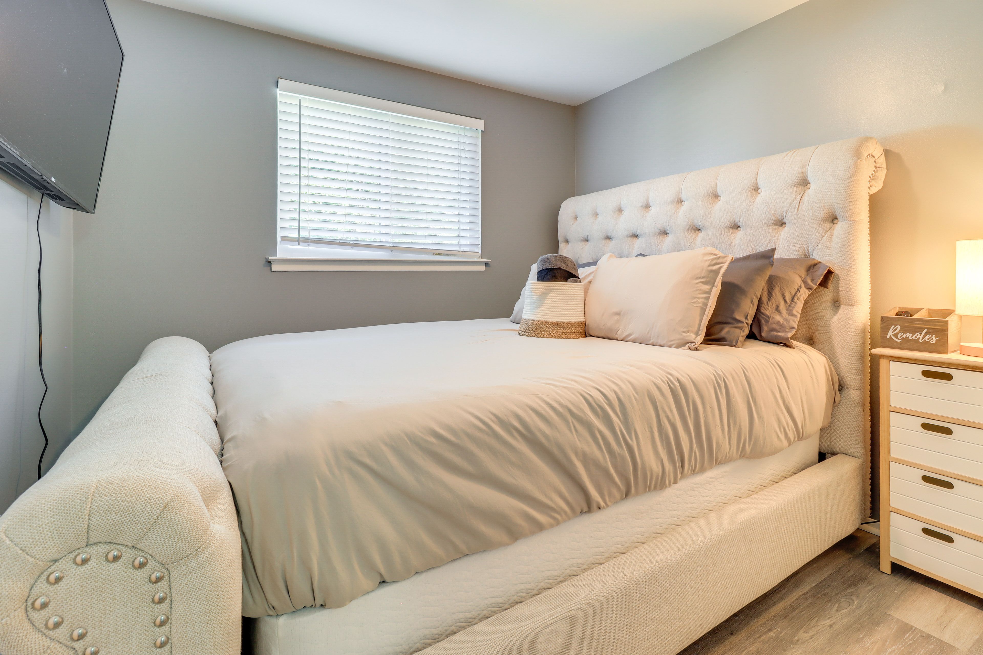 Bedroom 2 | Queen Bed | Central Heating & A/C | Upper Level
