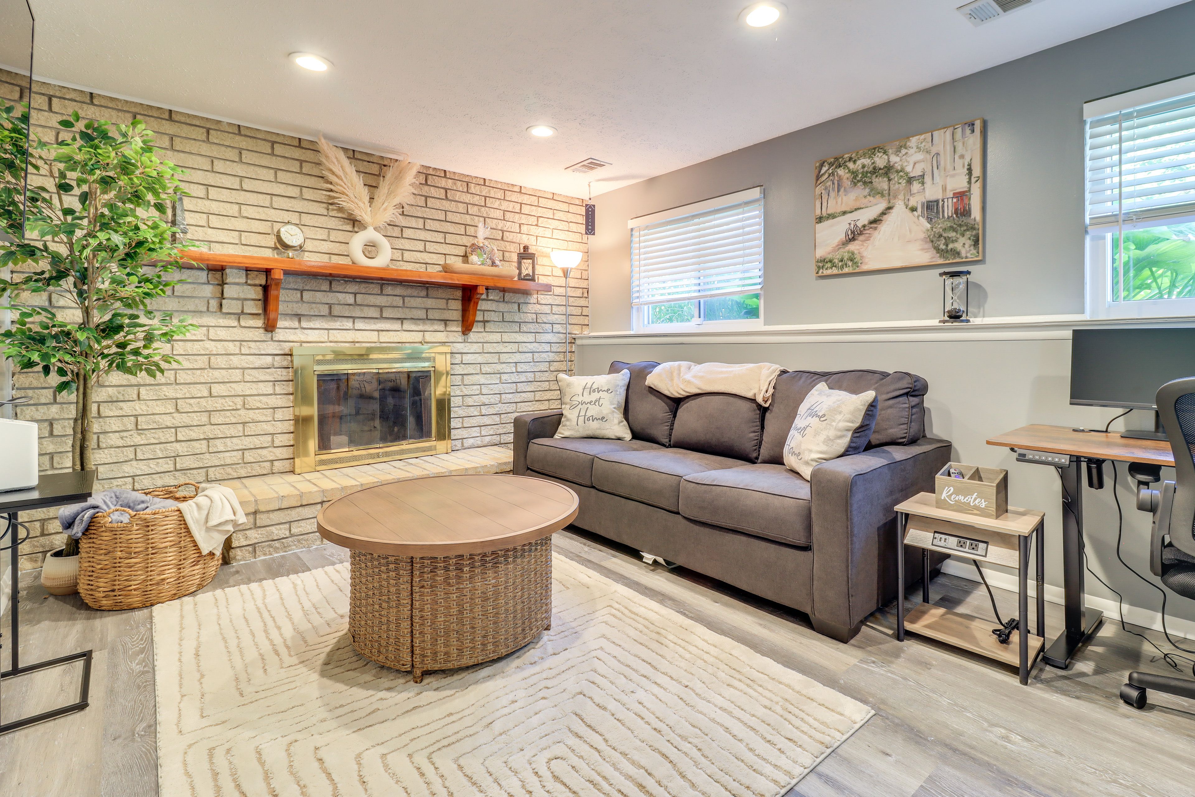Den | Queen Sleeper Sofa | Lower Level