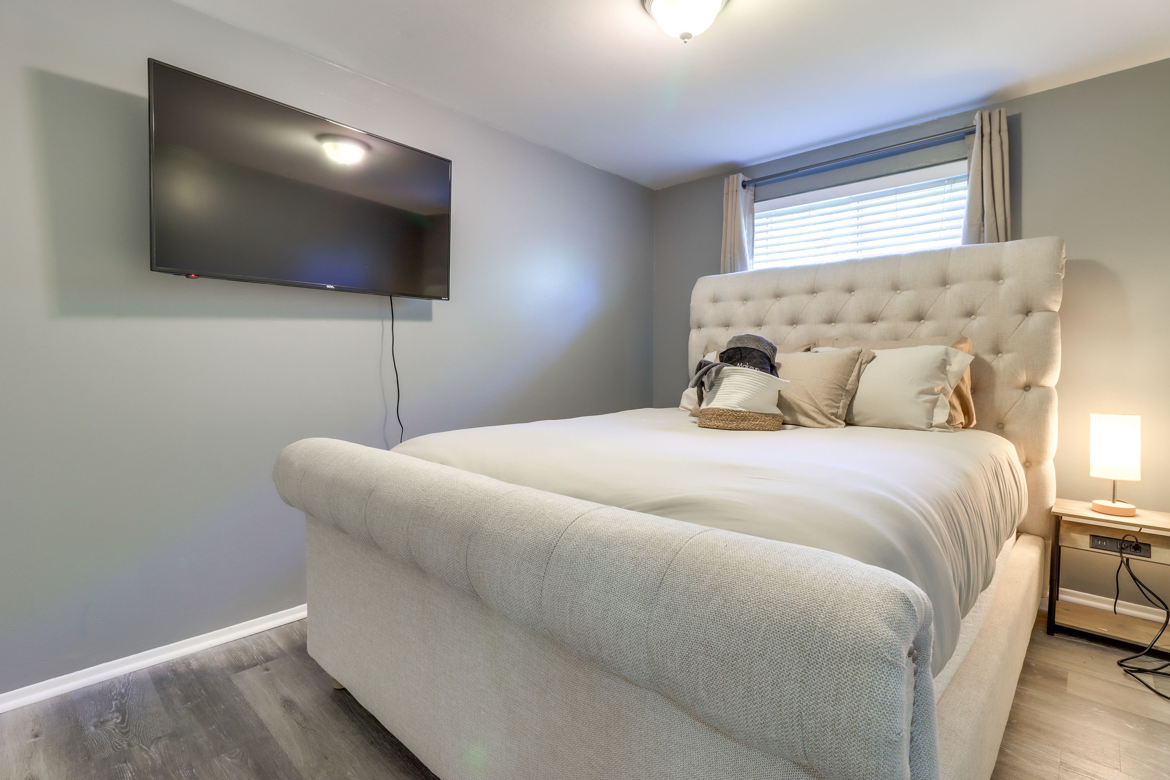 Bedroom 3 | Queen Bed | Upper Level