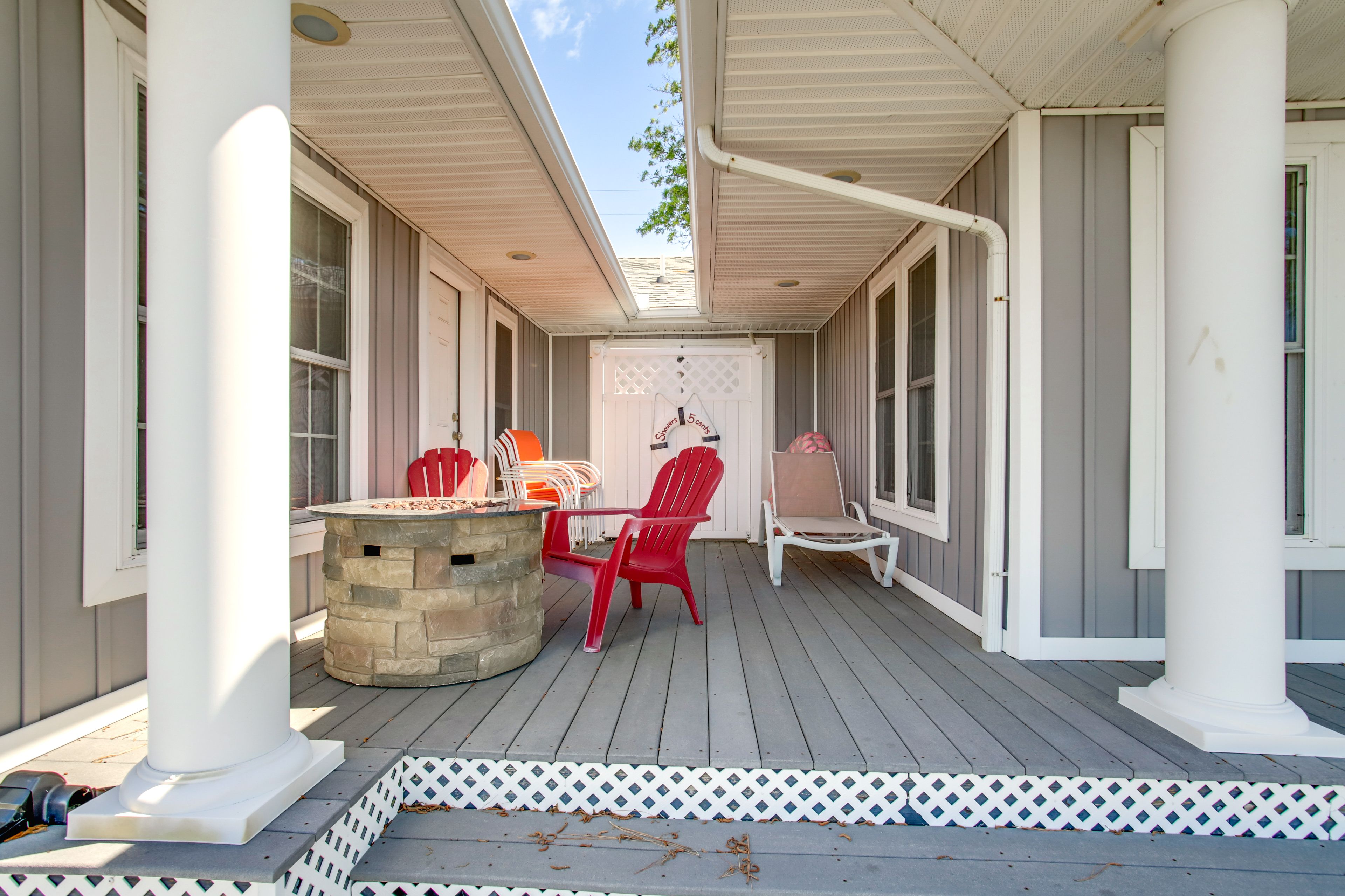 Deck | Gas Fire Pit | Outdoor Shower