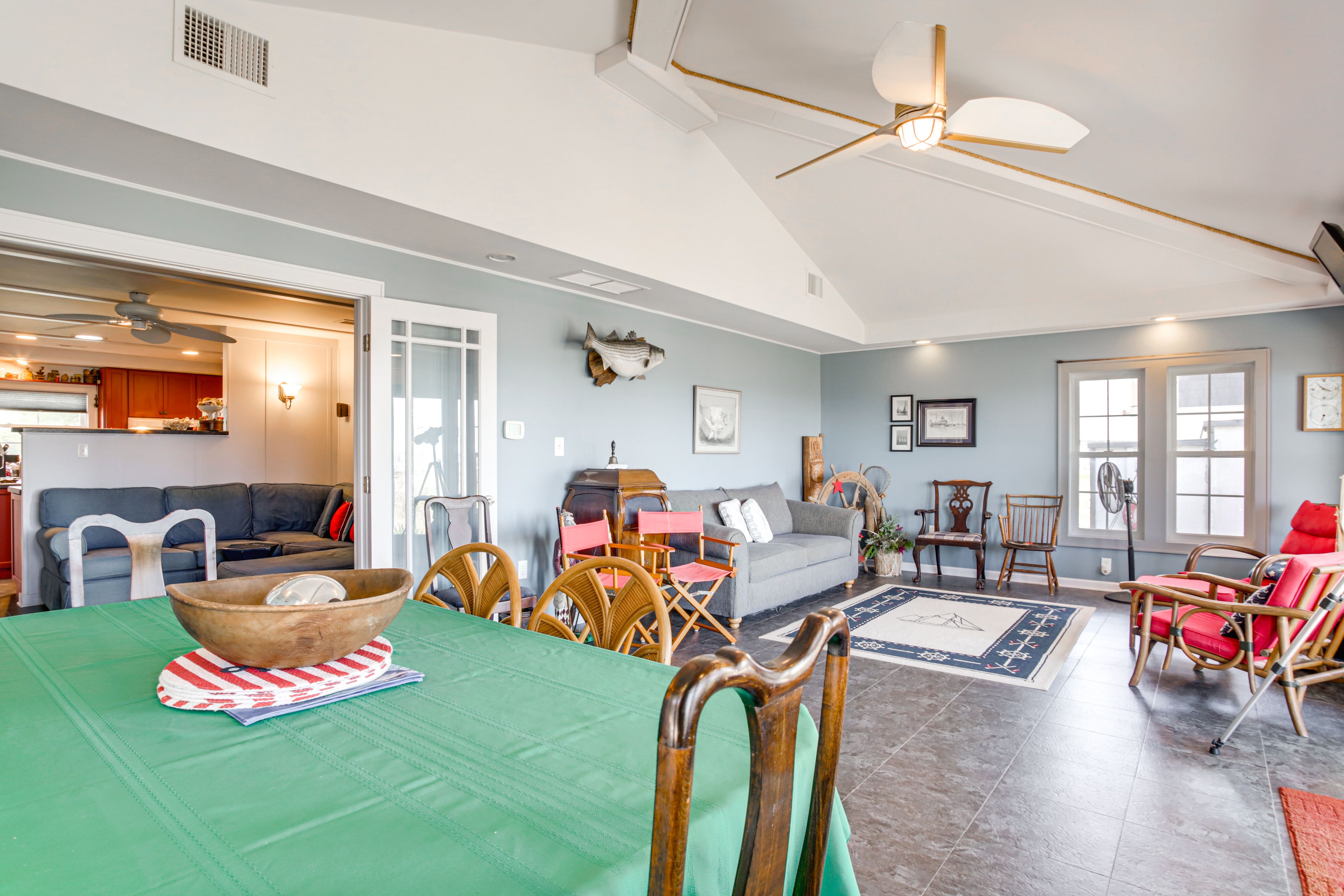 Dining Area | Dishware & Flatware Provided | Central A/C | Electric Heat
