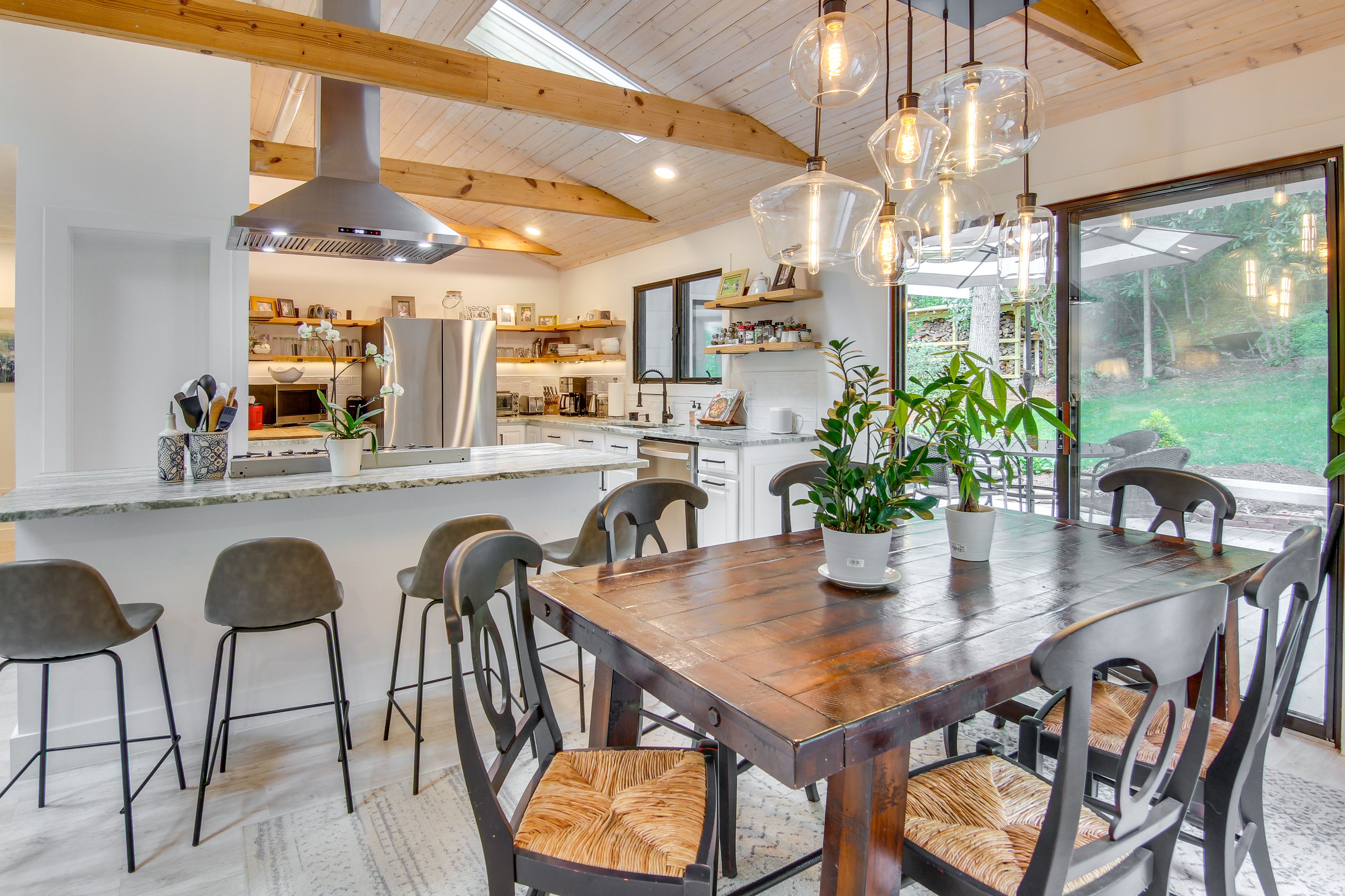 Dining Area | Dishware & Flatware | Trash Bags & Paper Towels