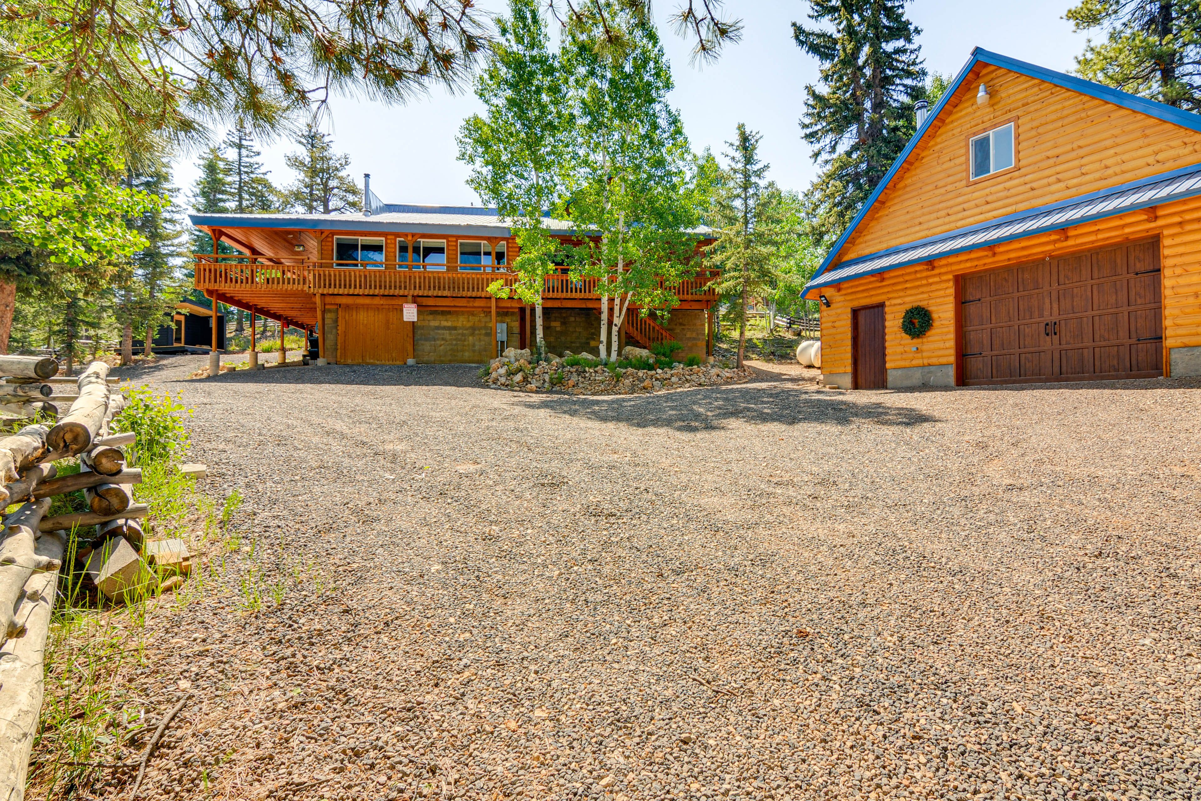 Parking | Driveway (6 Vehicles) | RV/Trailer Parking Allowed On-Site