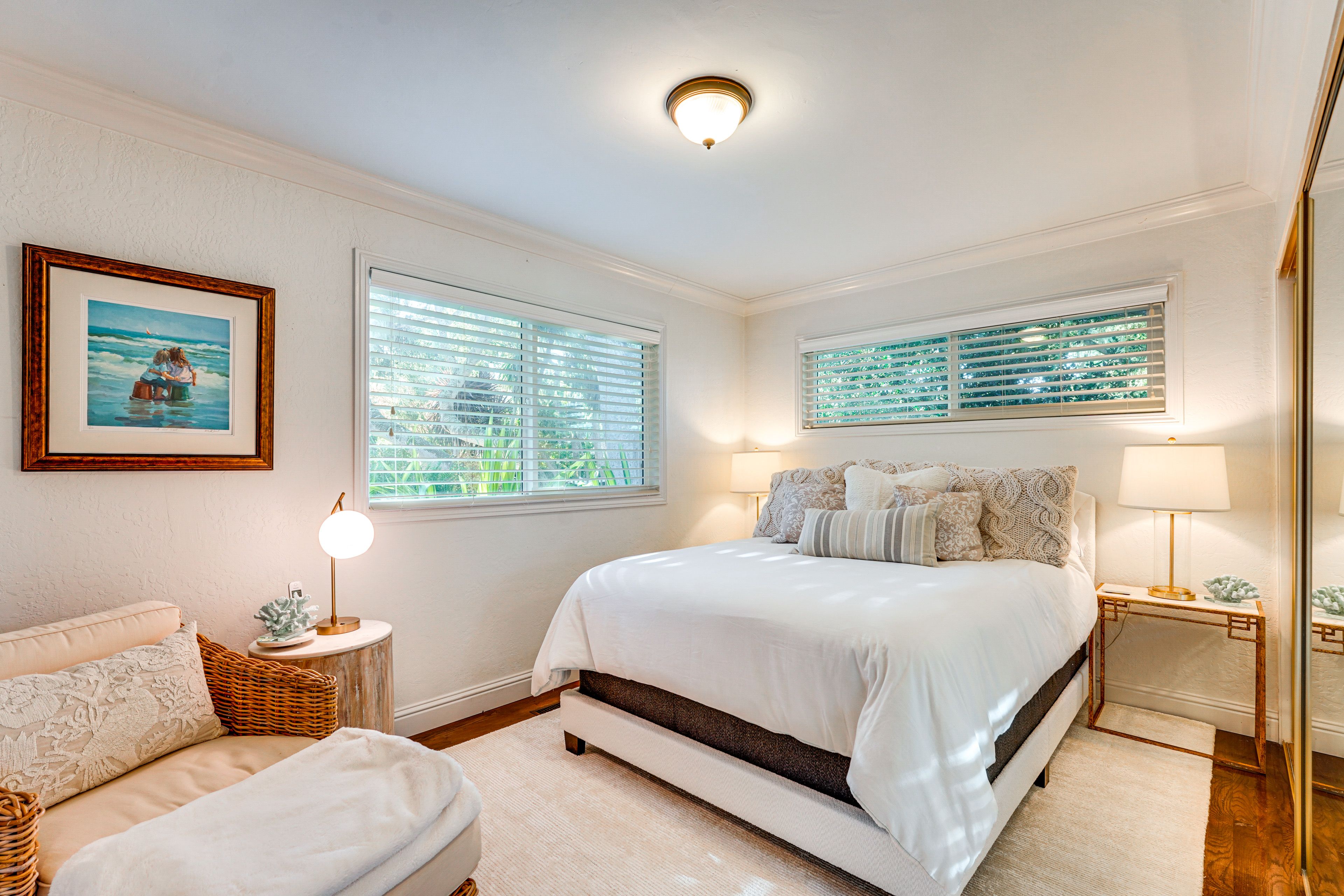Bedroom 1 | California King Bed | Smart TV