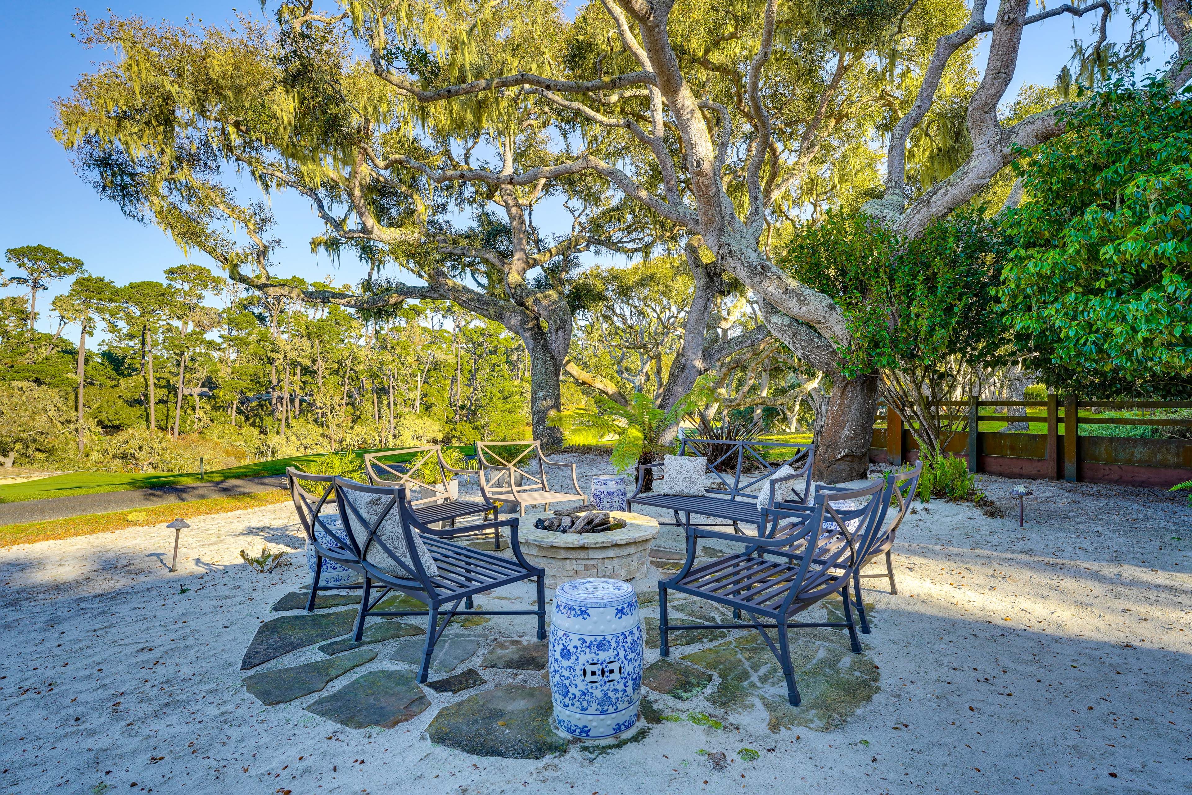 Sandy Patio | Fire Pit