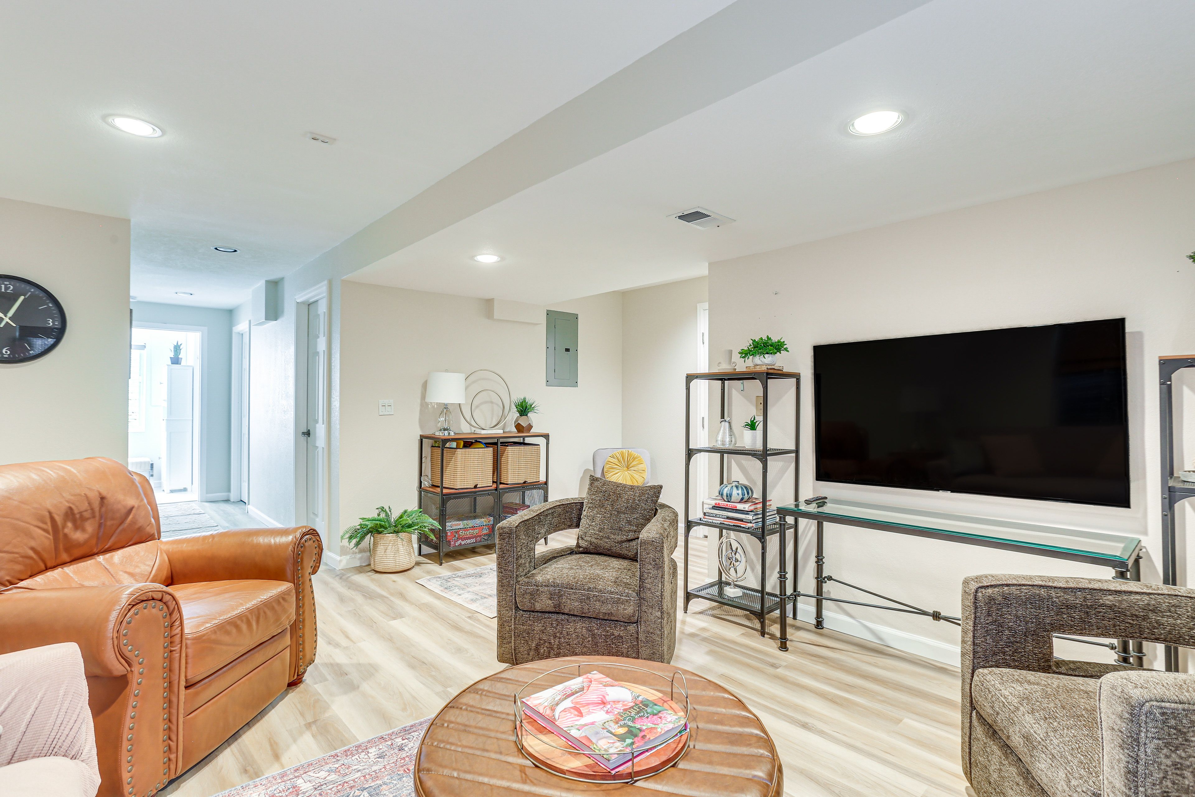 Living Room | Lower Level | Smart TV | Board Games