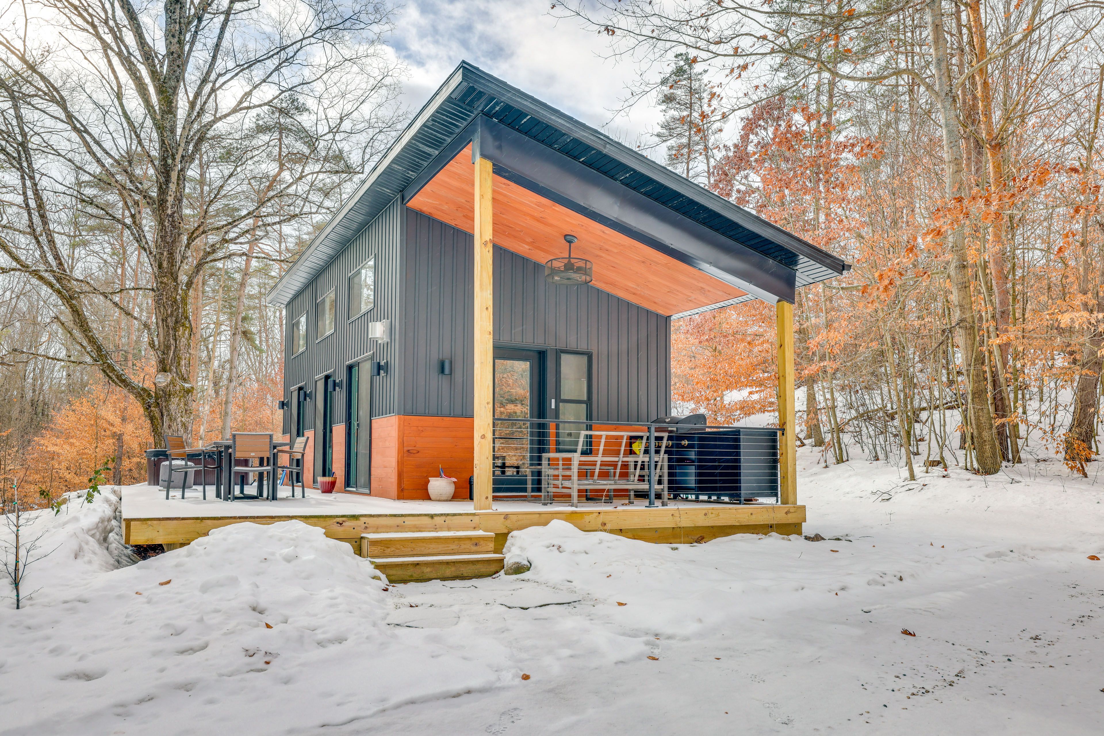 Hersey Vacation Rental | 1BR | 1BA | 500 Sq Ft | 3 Steps to Enter