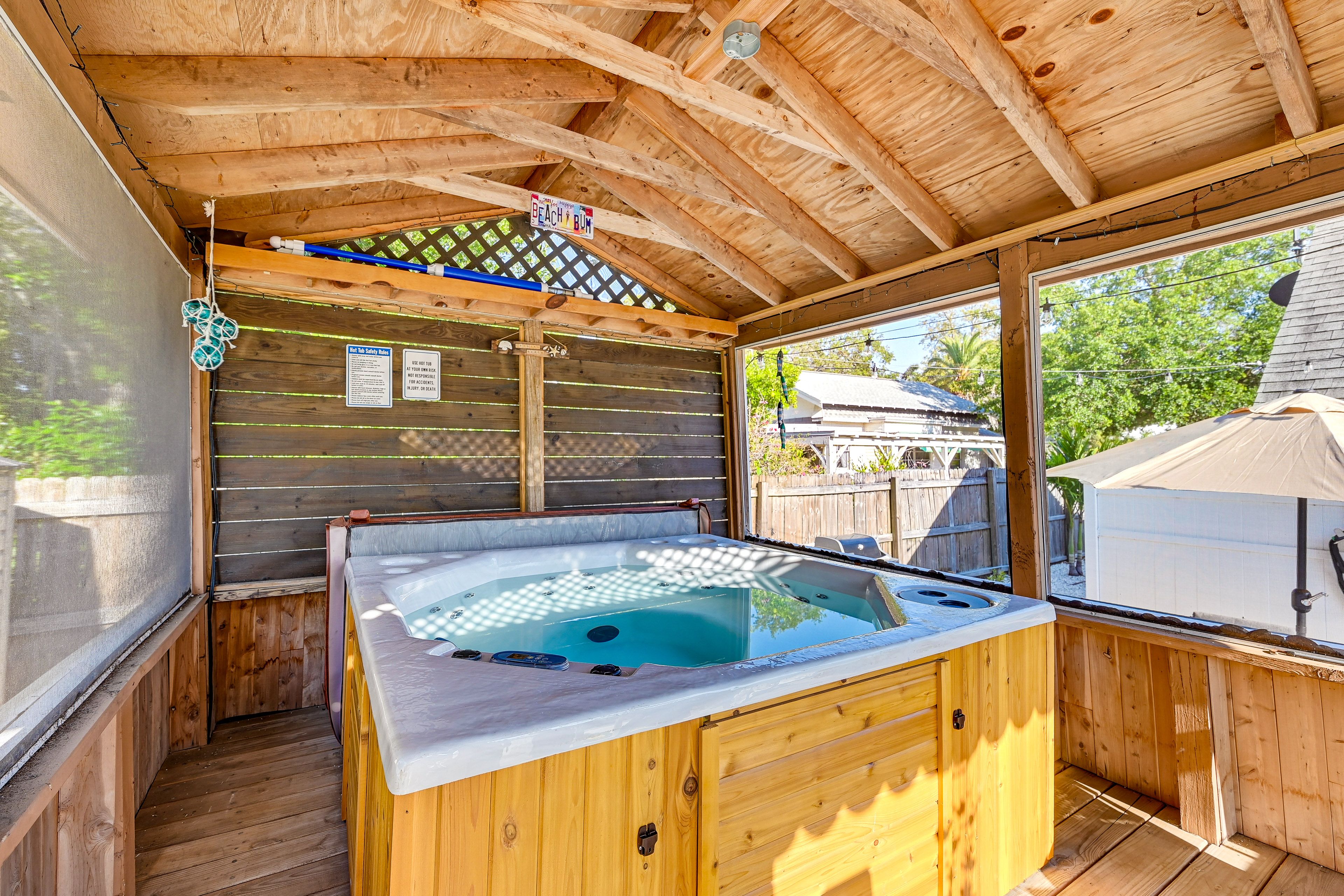 Private Hot Tub | Gazebo