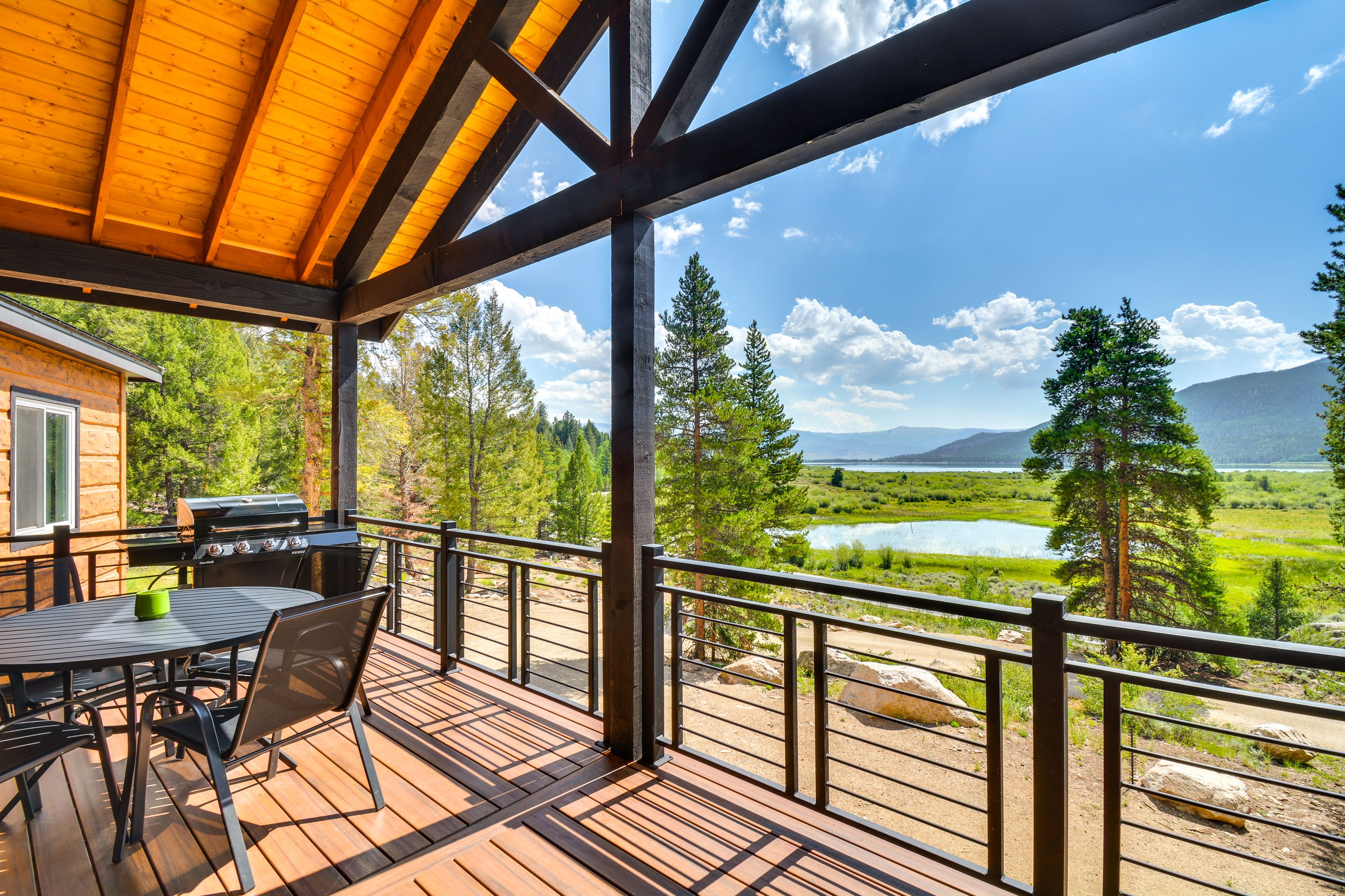 Twin Lakes Vacation Rental | 5BR | 3BA | Stairs Required | 3,000 Sq Ft
