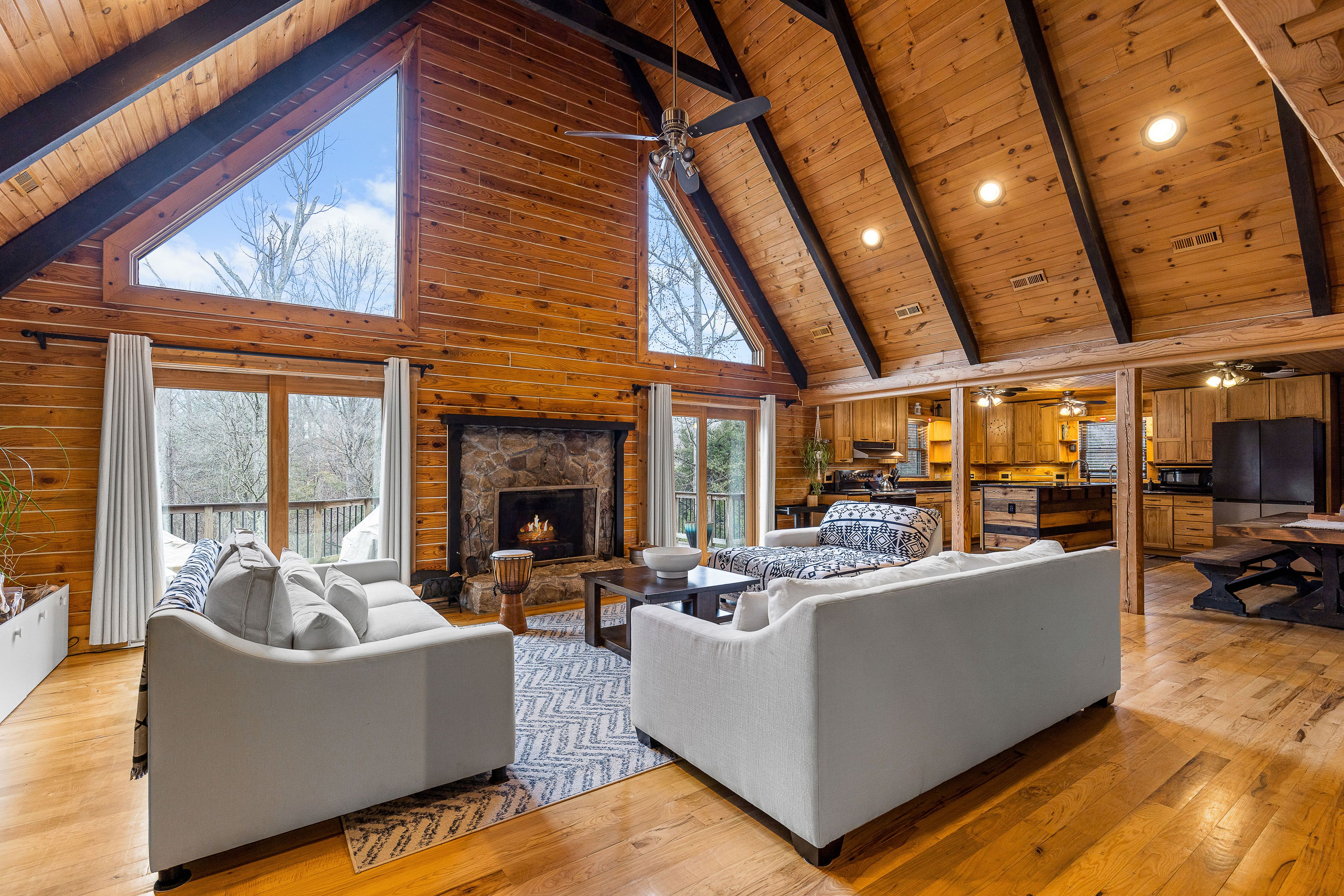 Stafford Vacation Rental | 7BR | 4.5BA | 5,200 Sq Ft | Stairs Required