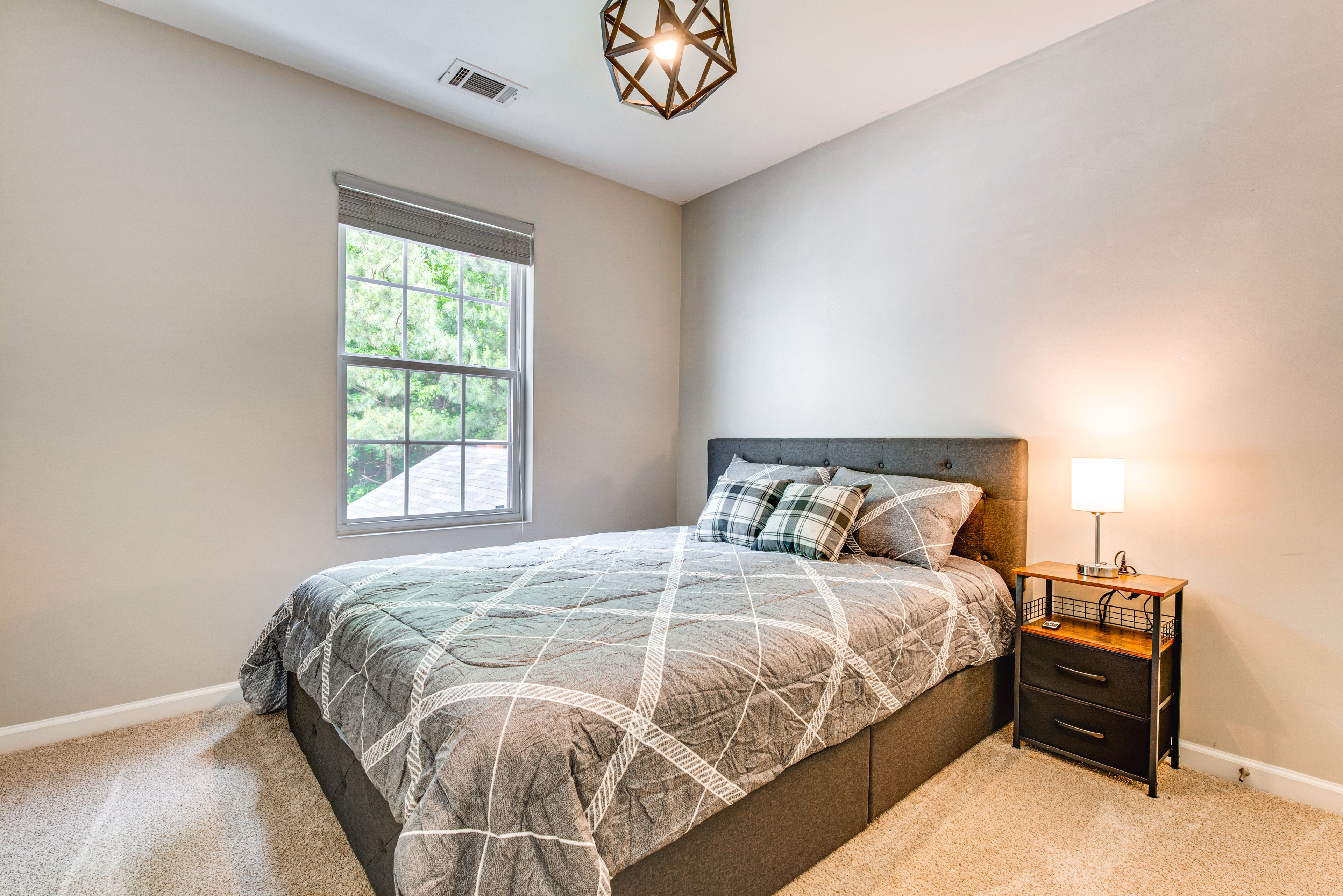 Bedroom 3 | Queen Bed | 2nd Floor