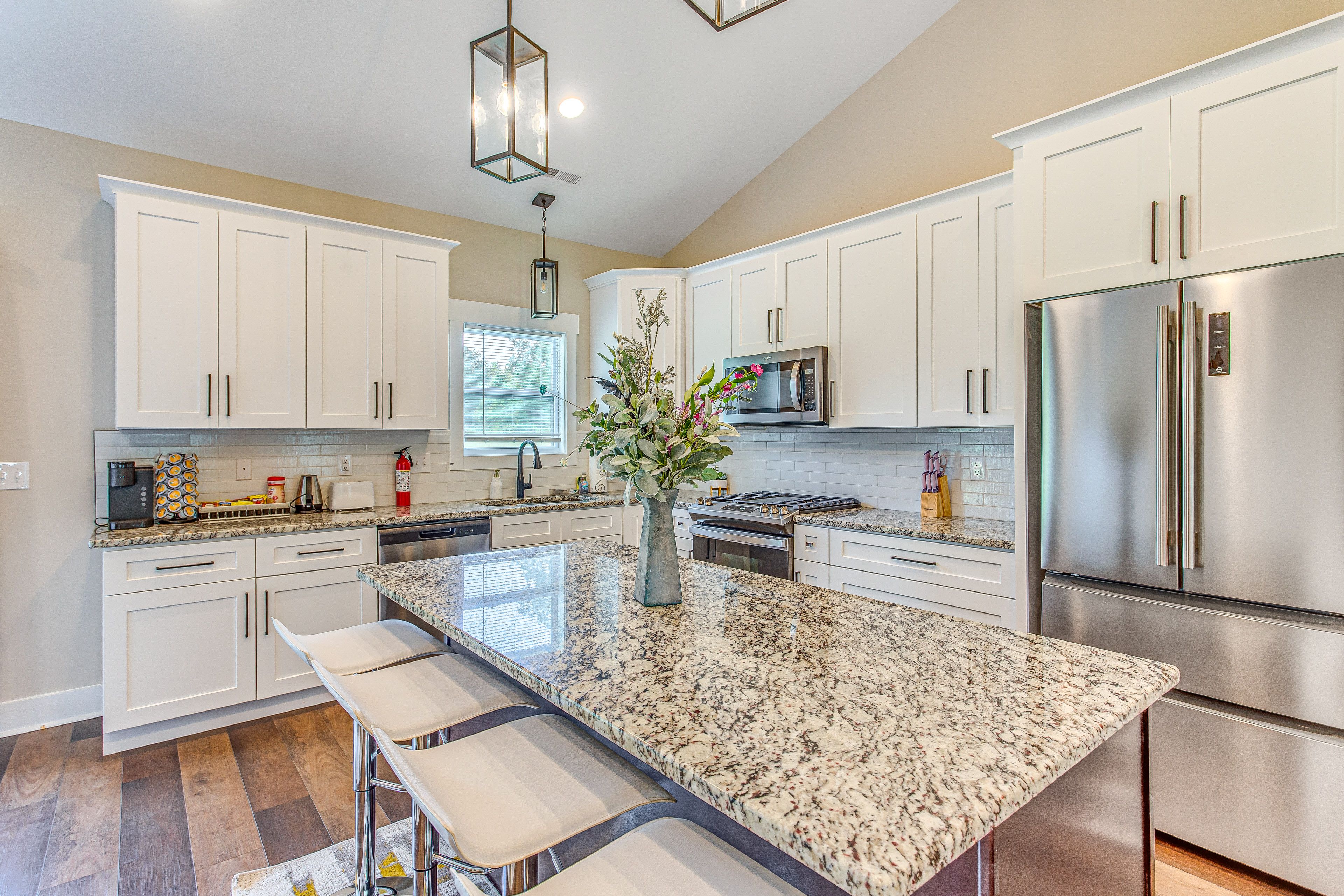 Loris Vacation Rental | 3BR | 2BA | 1,600 Sq Ft | Step-Free Access