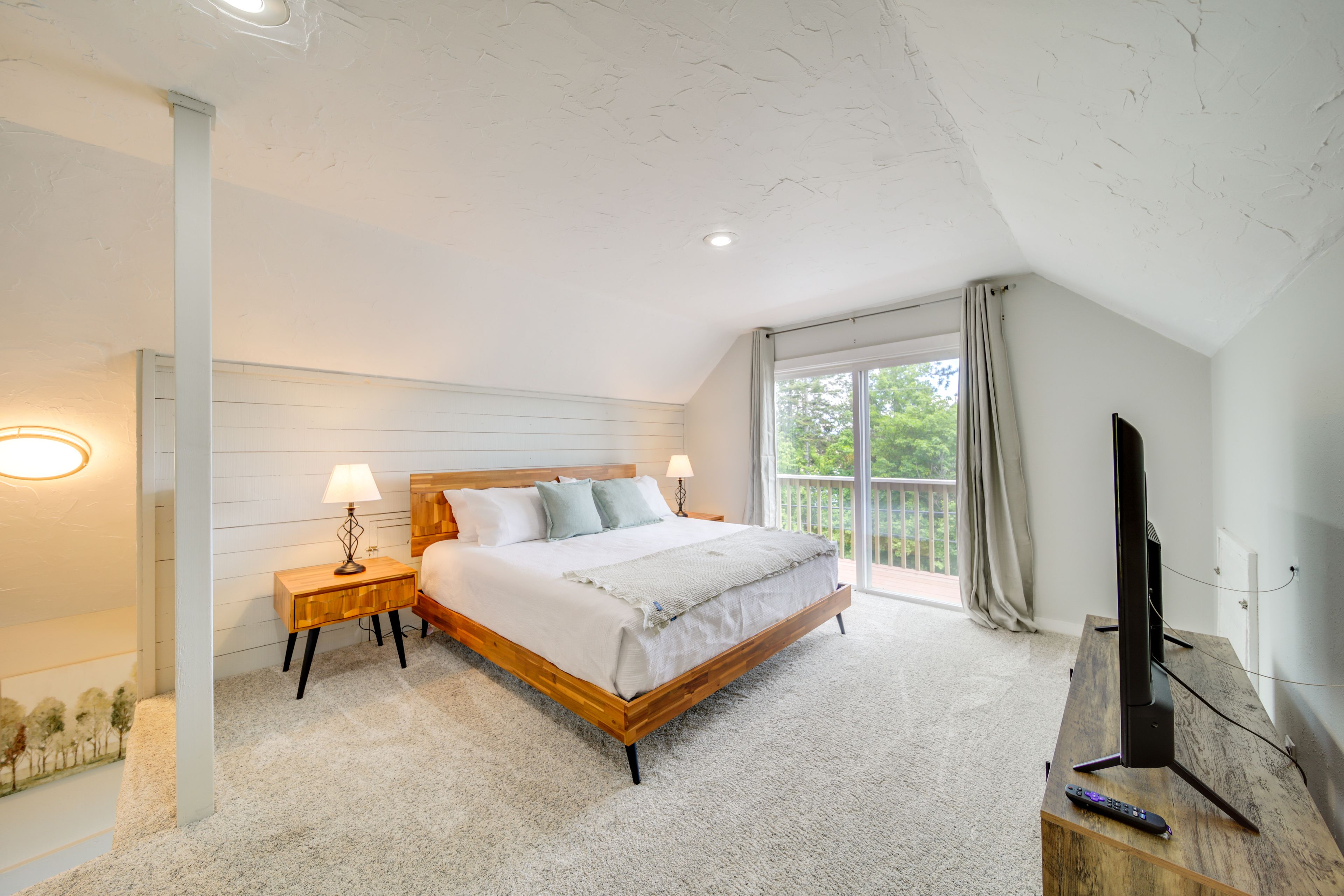 Bedroom 1 | King Bed | Linens & Towels Provided | 2nd Floor